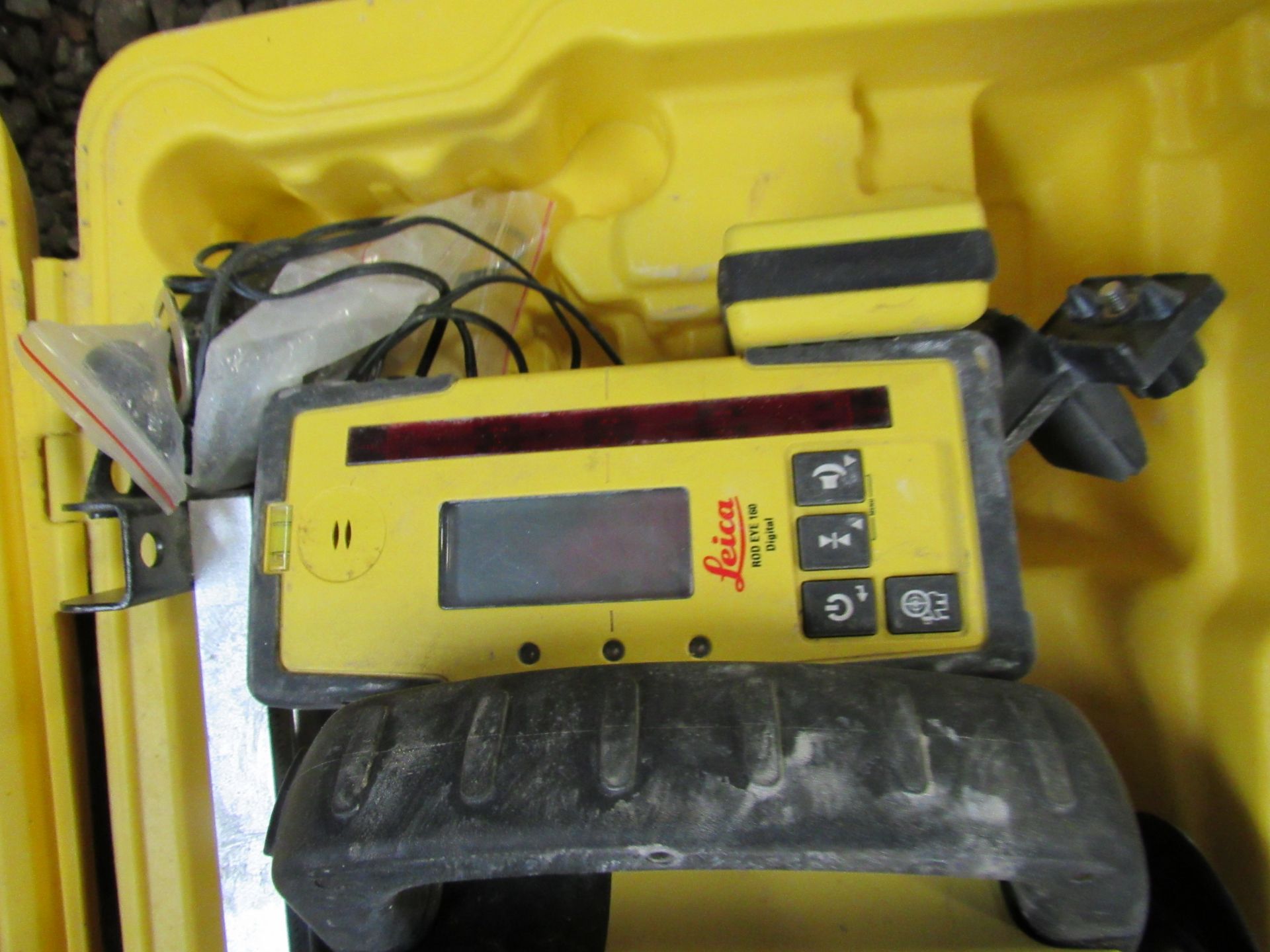 Leica Rugby 640 a multipurpose self-levelling laser. (Located Scunthorpe) - Image 3 of 6