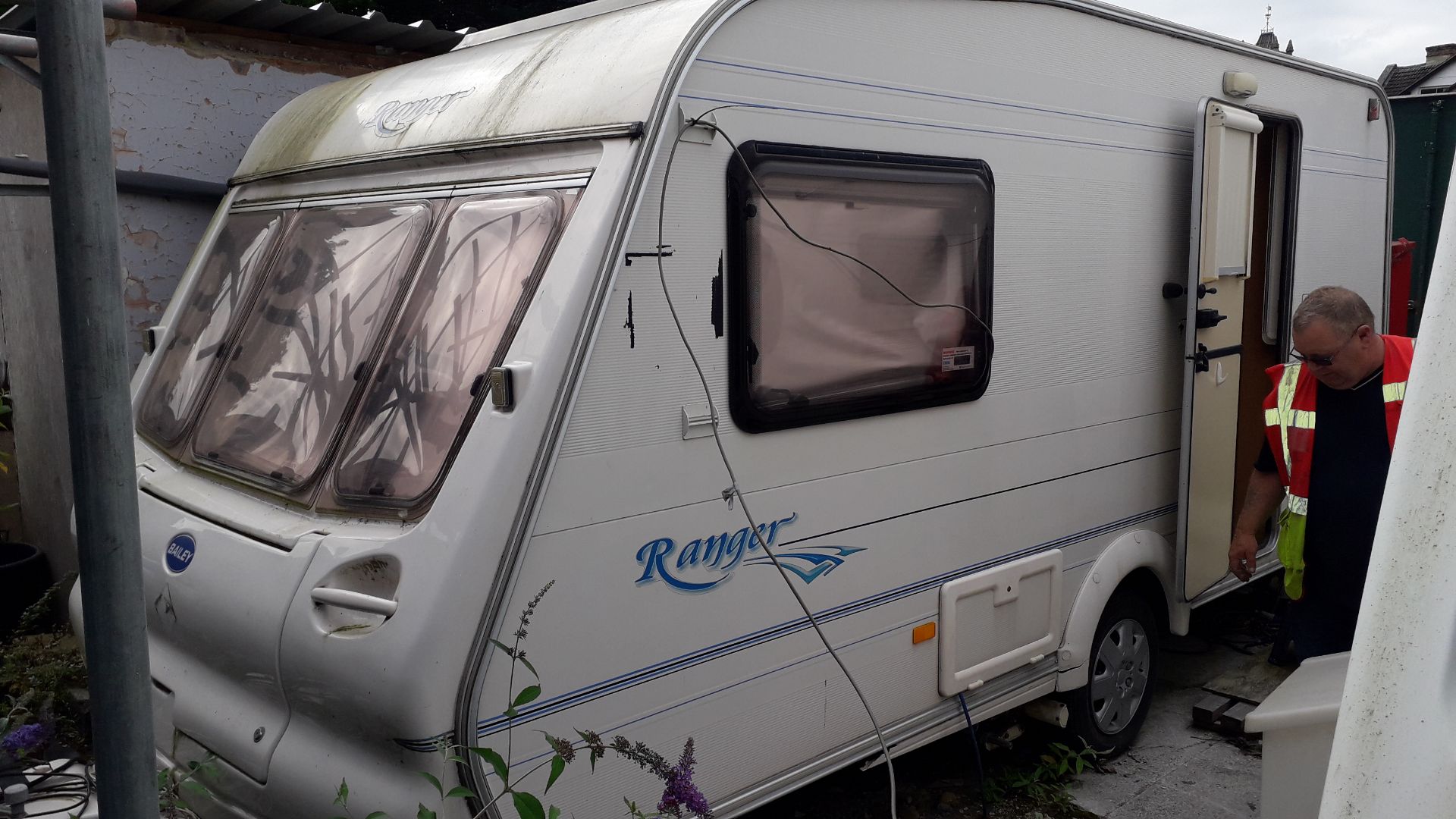 Bailey Ranger 460/2 2 Berth Touring Caravan Intern