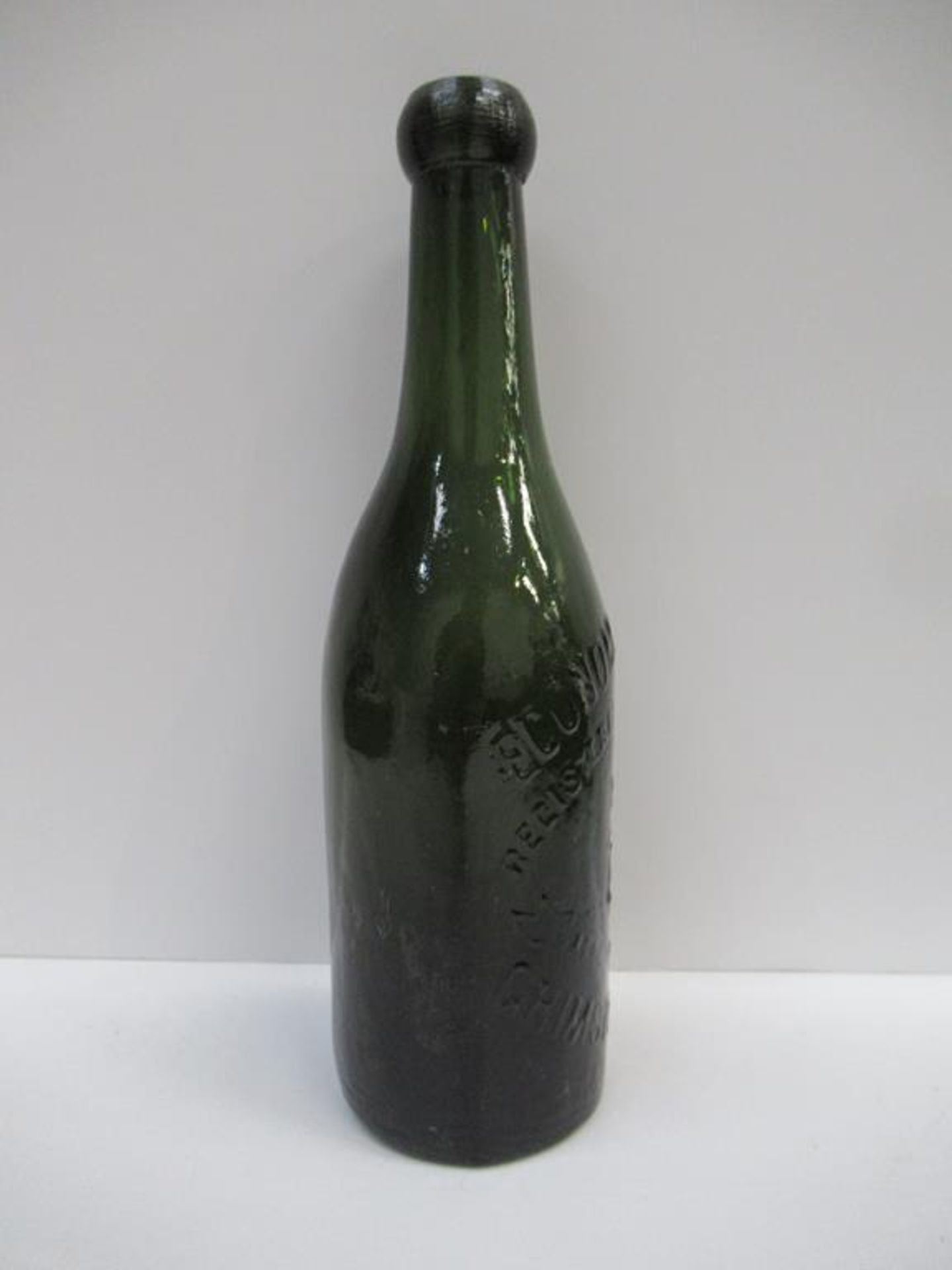 Grimsby & London Economic Supply Co. coloured bottle - Image 2 of 6