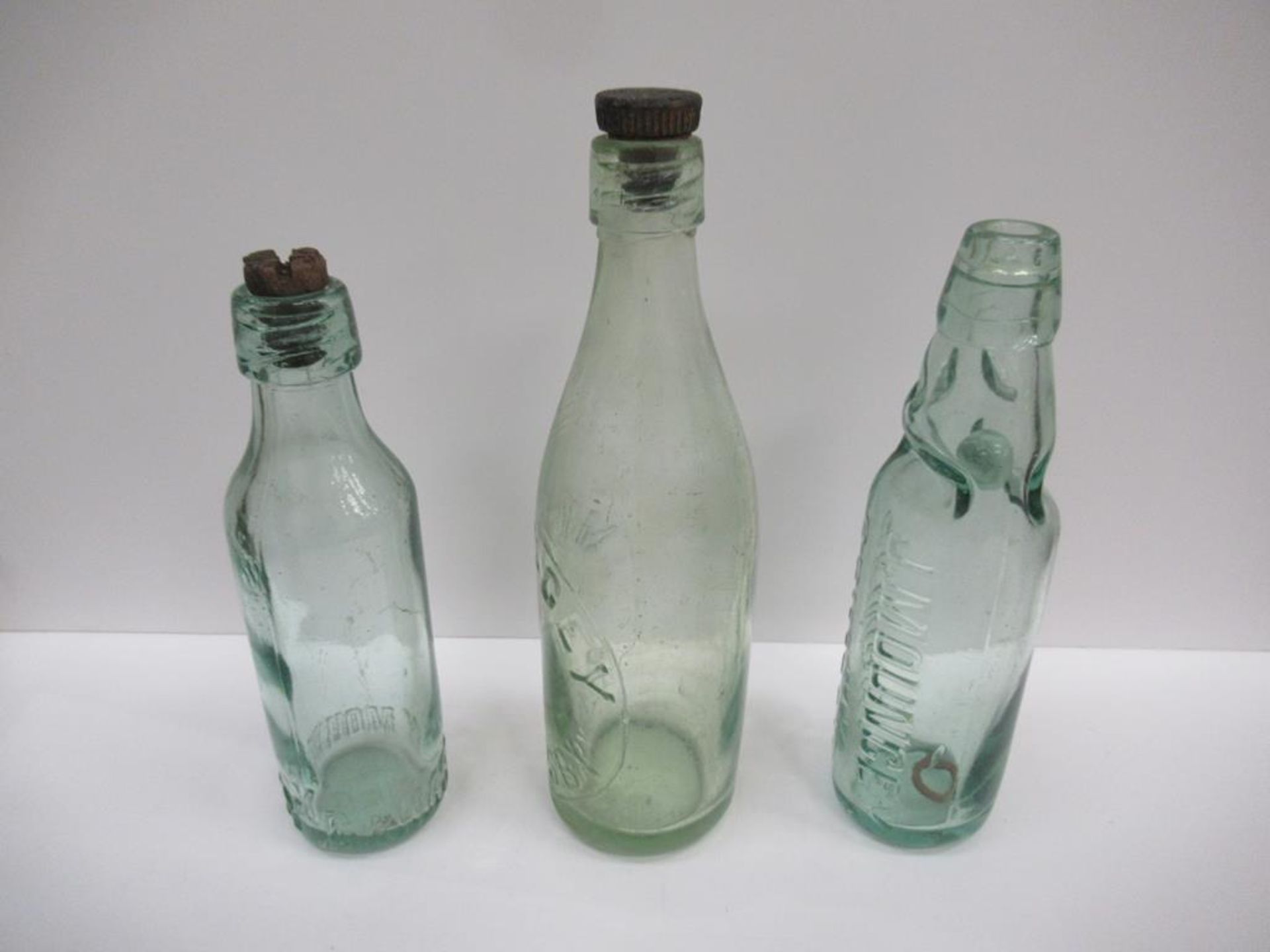 3x Grimsby Mouncey bottles (1x Codd) one featuring named lid - Image 4 of 11