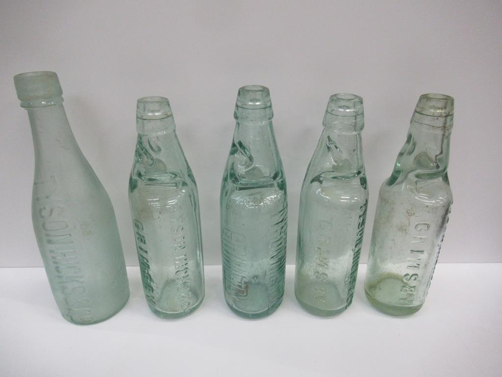 5x Grimsby Tyson, Hicks & Co. bottles- four cods