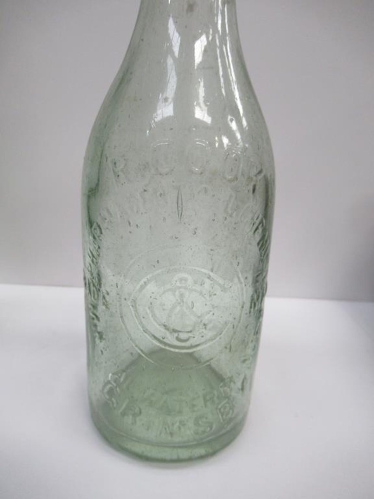 4x Grimsby R. Cook (2)/ Robert Cook (2) bottles (2x coloured) (2x with stoppers) - Image 5 of 15