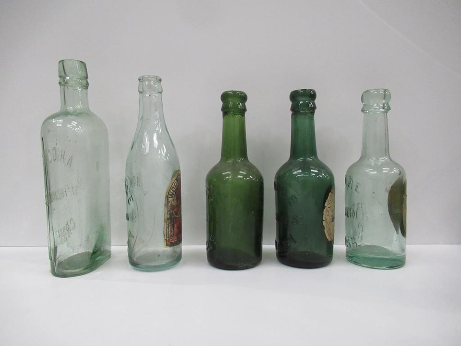 10x Grimsby A. Hodge Bottles- 2x coloured - Image 6 of 38