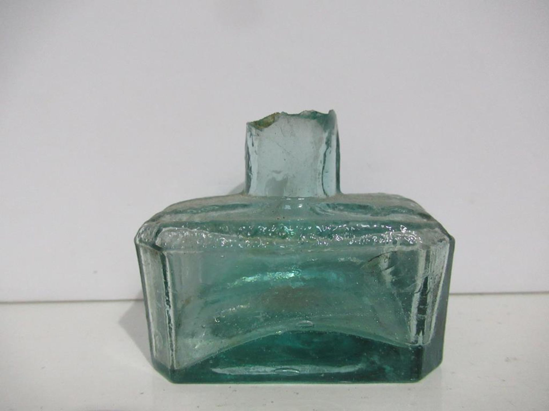 Qty of assorted Glass Inkwells - Image 36 of 39