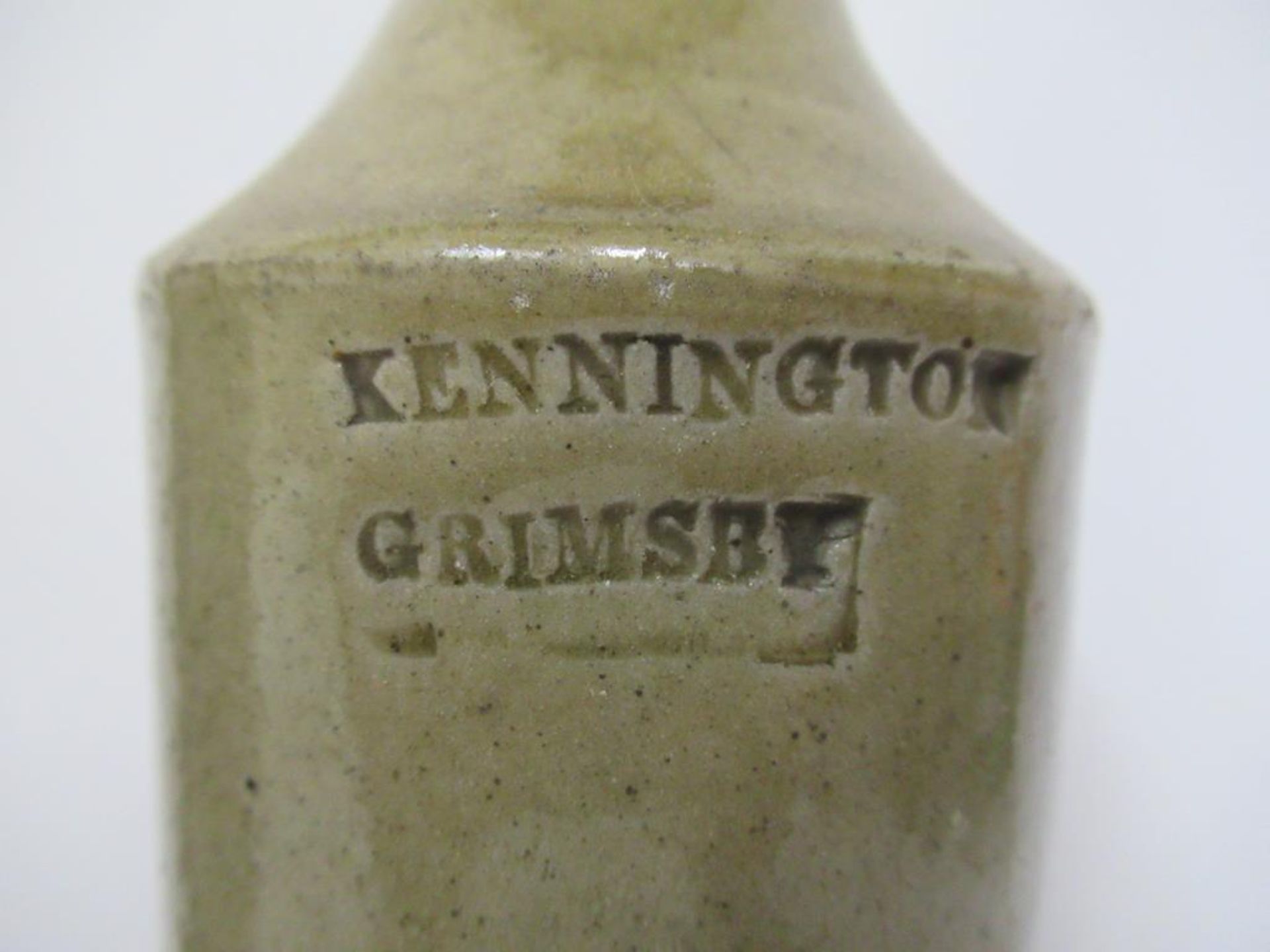 4 x Grimsby Kennington (1), Kenneington (1) and Kennington & Sons - Image 7 of 14