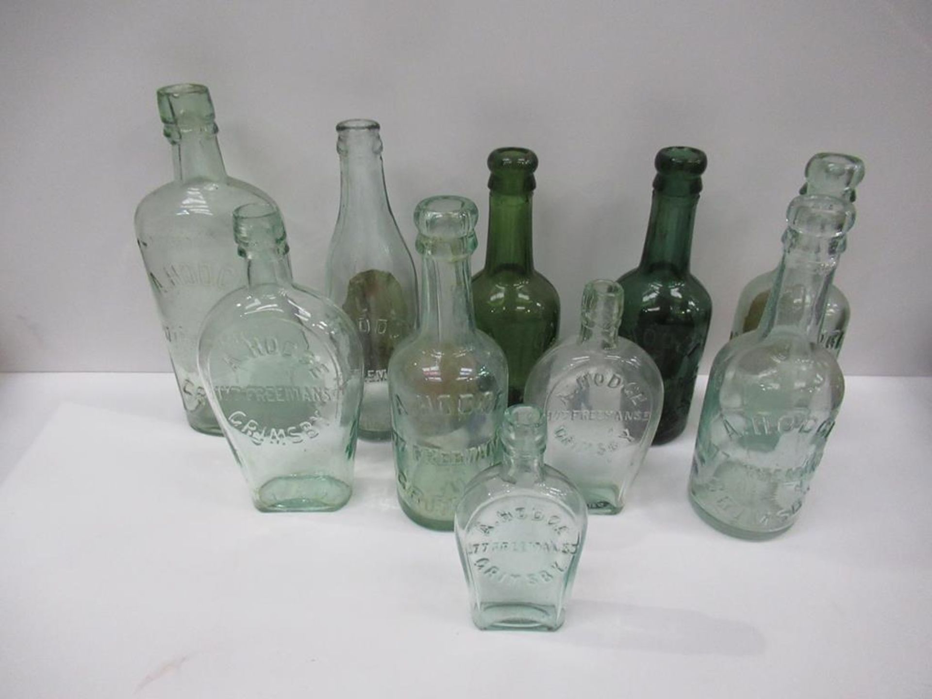 10x Grimsby A. Hodge Bottles- 2x coloured