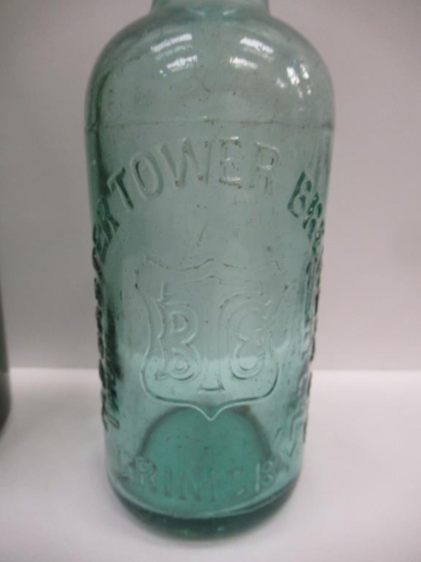 6x Grimsby Tadcaster Tower Brewery Co. Ltd bottles (2x coloured) - Image 6 of 22