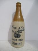 Grimsby Wm Hill & Son Gold Medal Ginger Beer stone bottle (20cm)