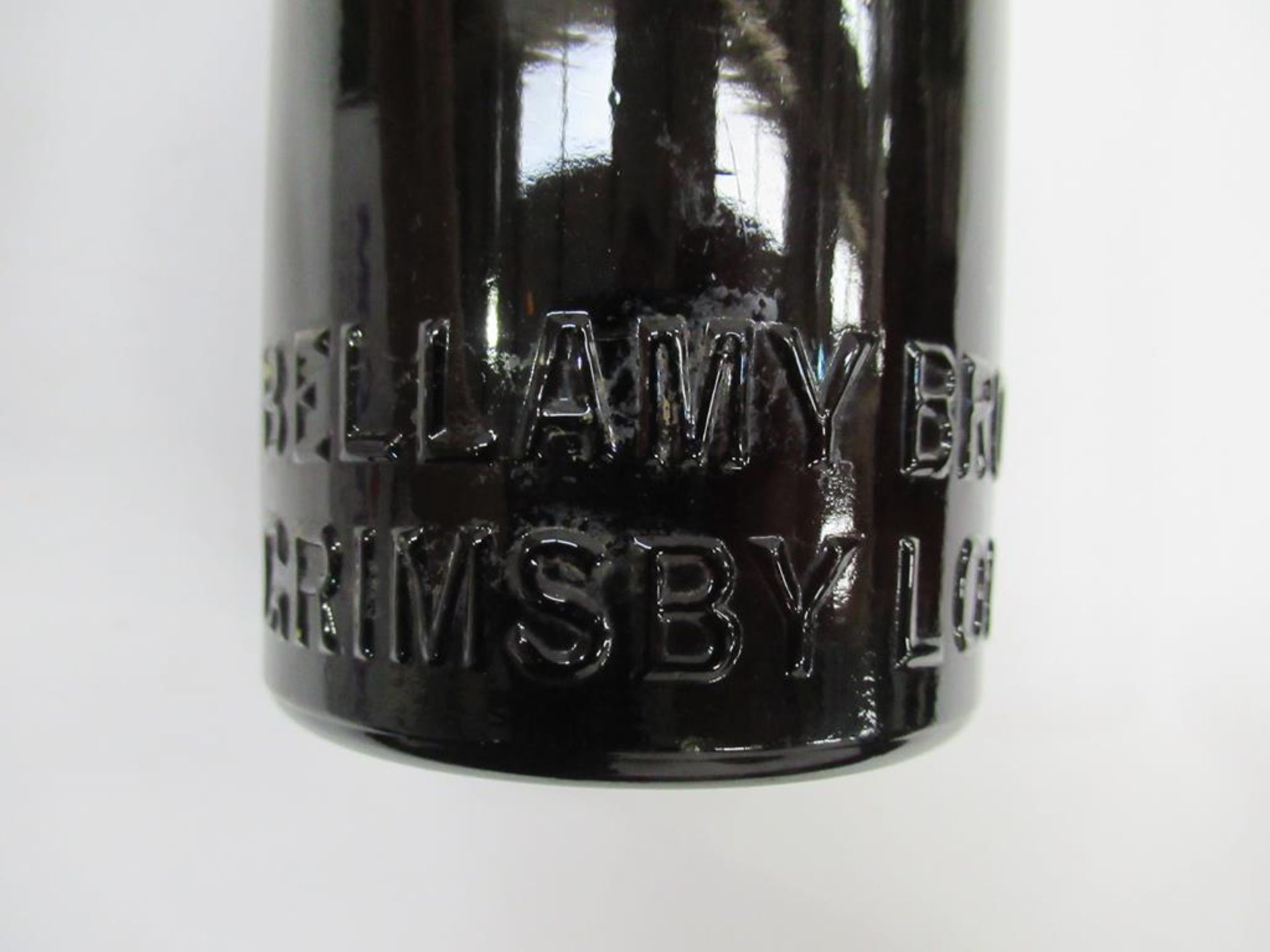 8x Bellamy Bro's (7) and Bellamy Bros Cuthbert coloured bottles (5x Grimsby, 3x Grimsby & Louth) - Image 19 of 28