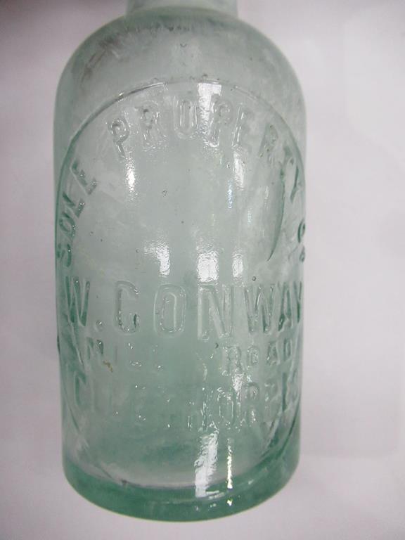 8x Cleethopres W.Conway bottles (1x coloured) - Image 23 of 31