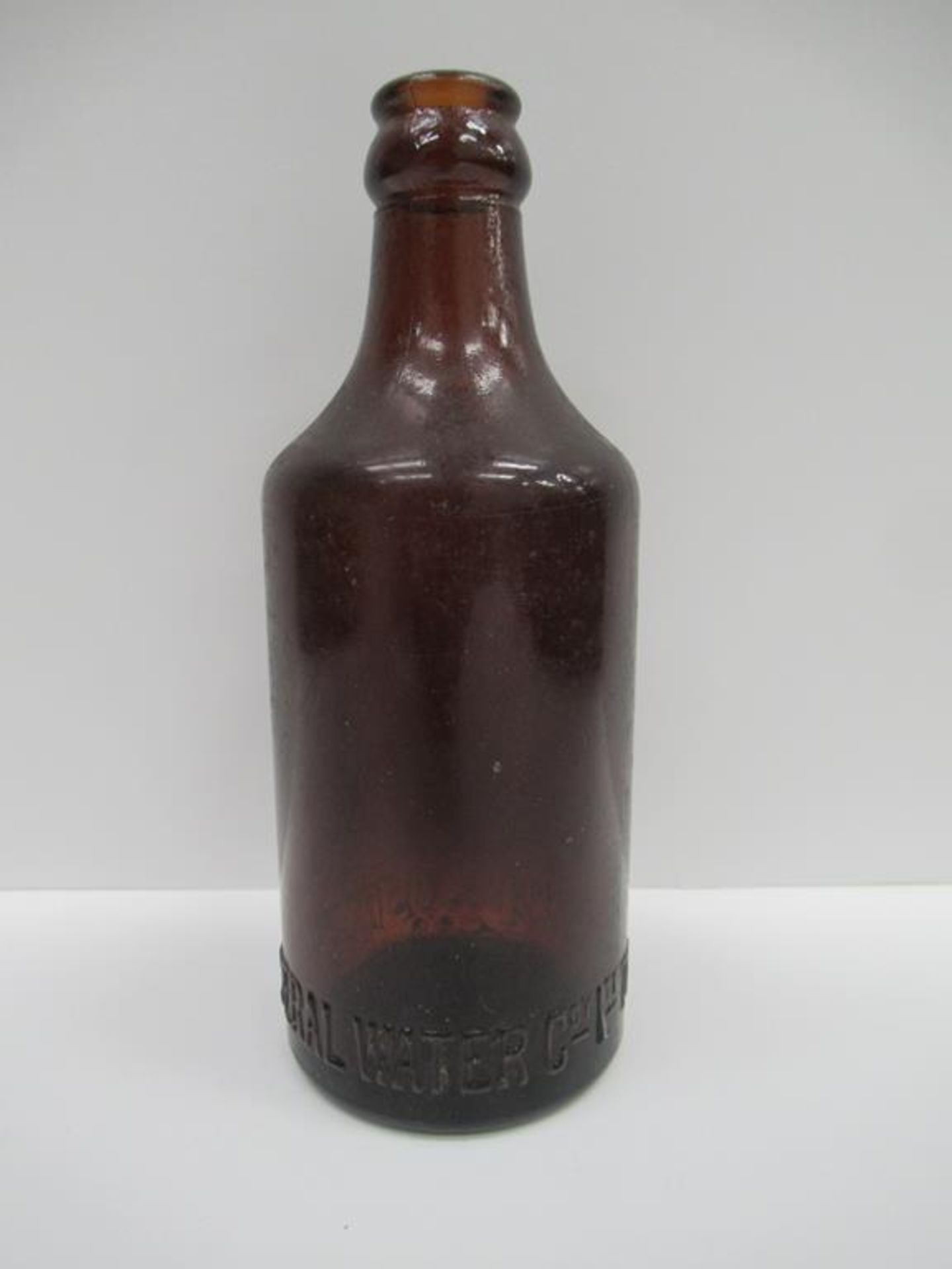 The Grimsby & District Mineral Water Co. Ltd coloured bottle - Image 2 of 5