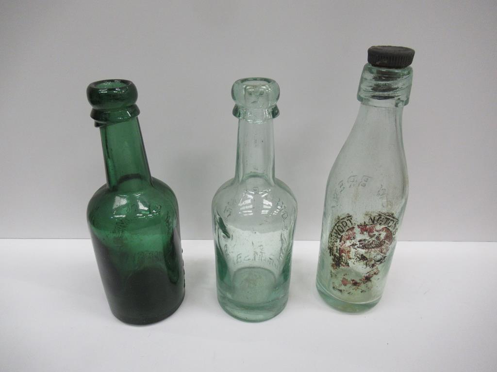 7x Grimsby Wellow Brewery (5) and F.Coleman (2) bottles (2x coloured and 2x matching stoppers) - Image 21 of 31