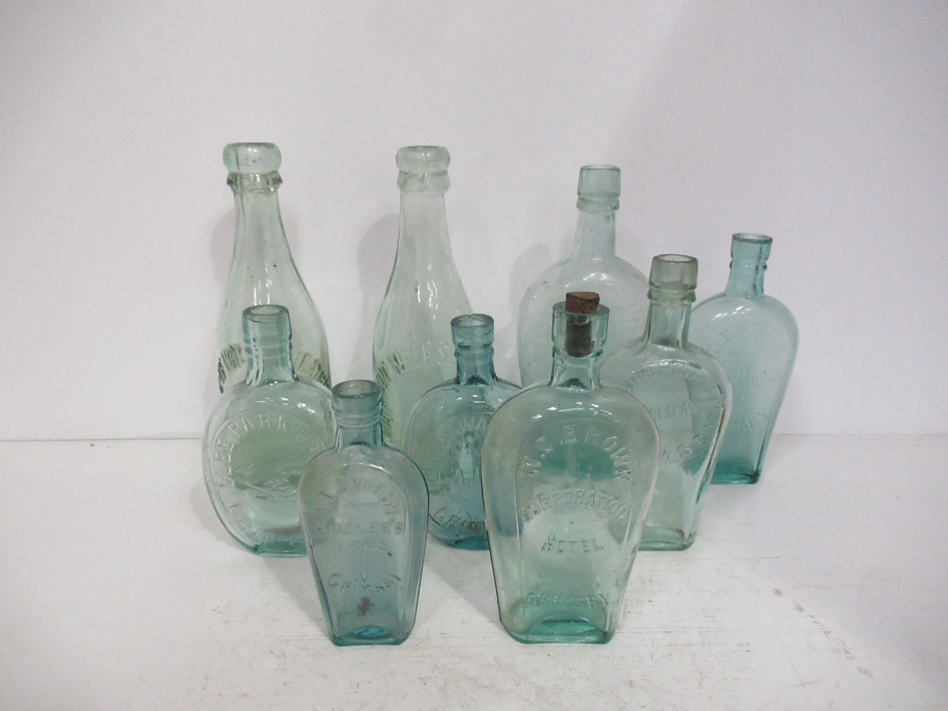 9x Grimsby theatre/hotel bottles