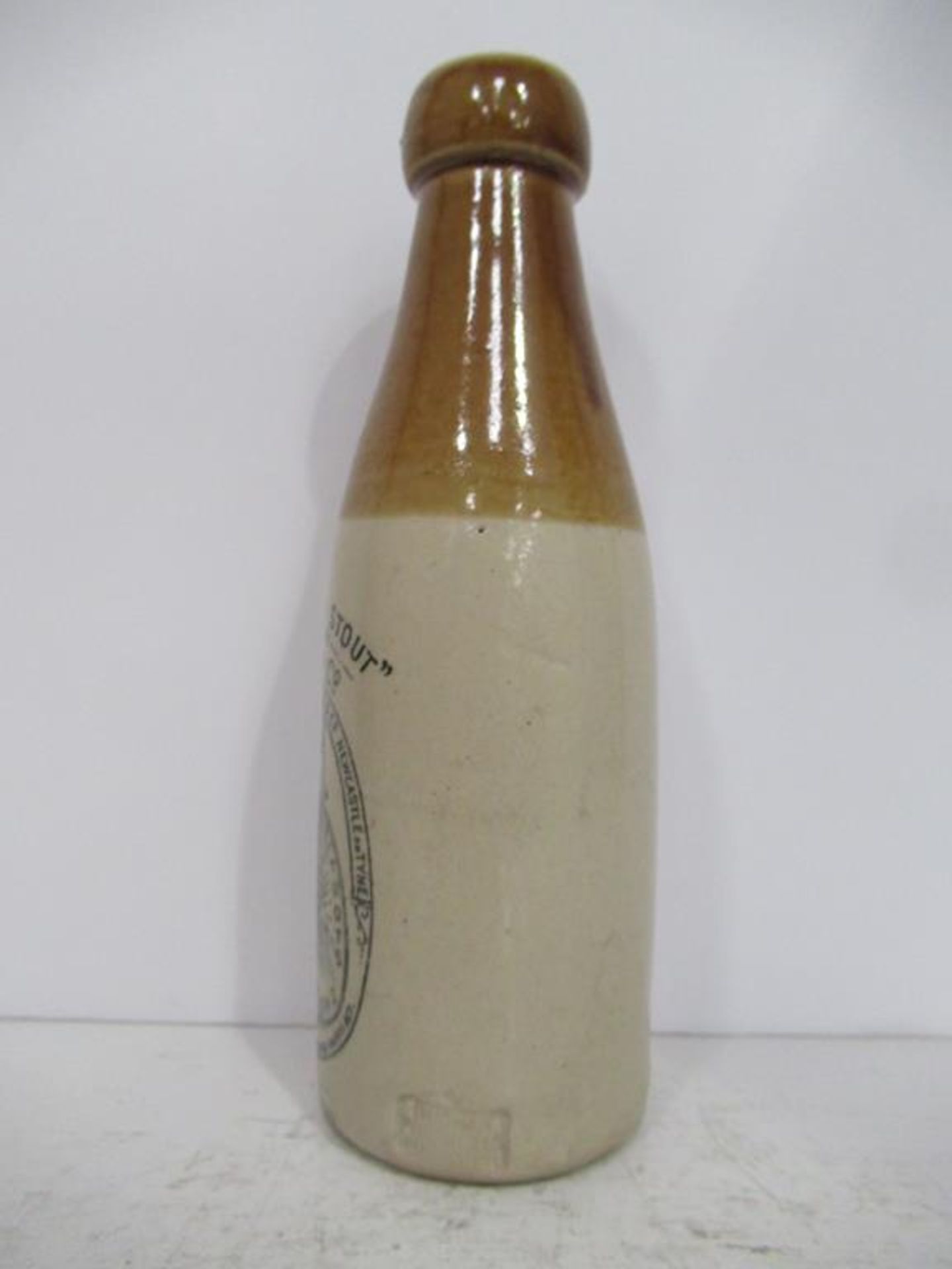 Newcastle on Tyne Ross & Co stone bottle (20cm) - Image 4 of 7