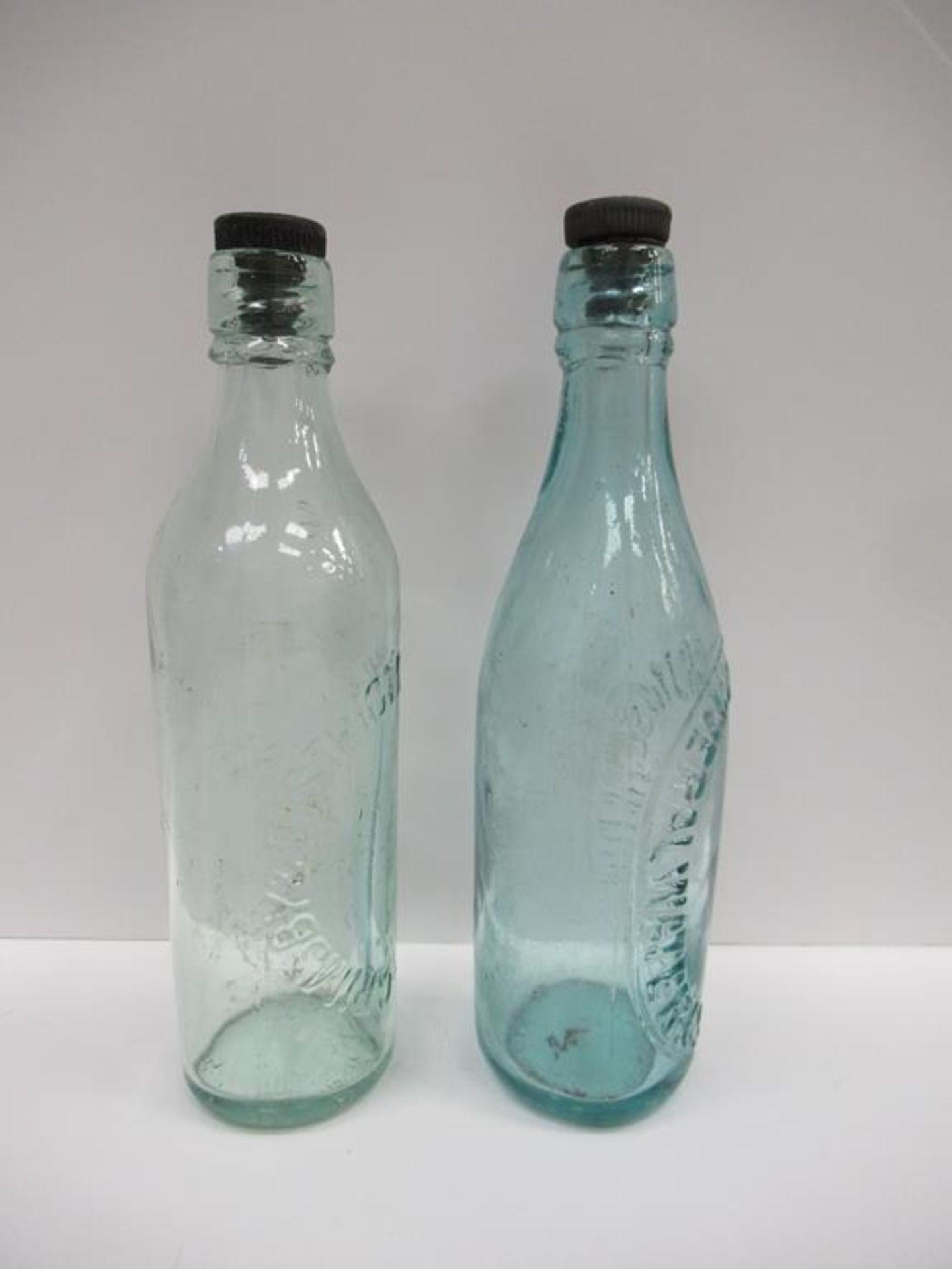 2x Grimsby & District Mineral Water Co. Ltd bottles- one coloured - Image 2 of 10