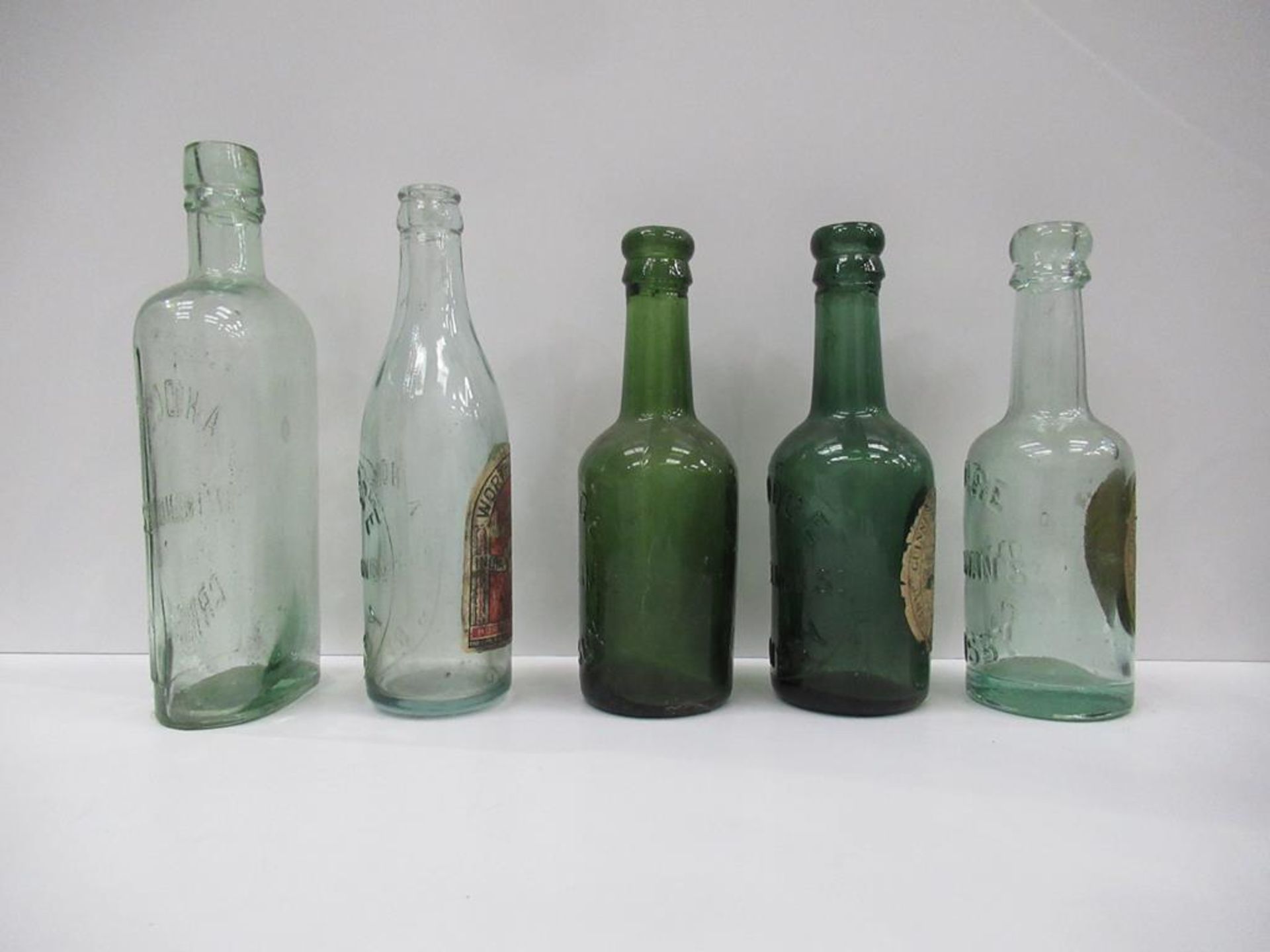 10x Grimsby A. Hodge Bottles- 2x coloured - Image 5 of 38