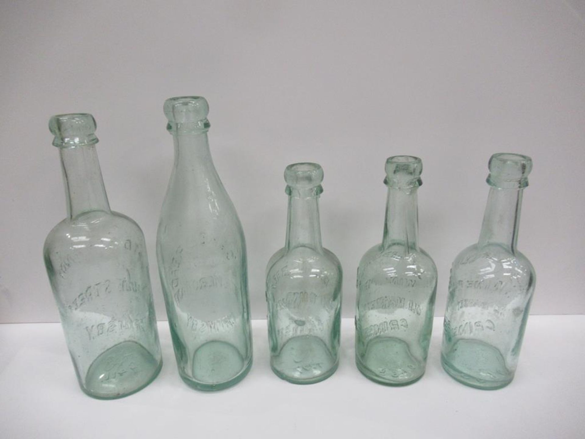 5x Grimsby bottles including Otto Strand (1), D. Cakebread Beer Merchant (2) and J. Warburton Wine P - Image 3 of 14