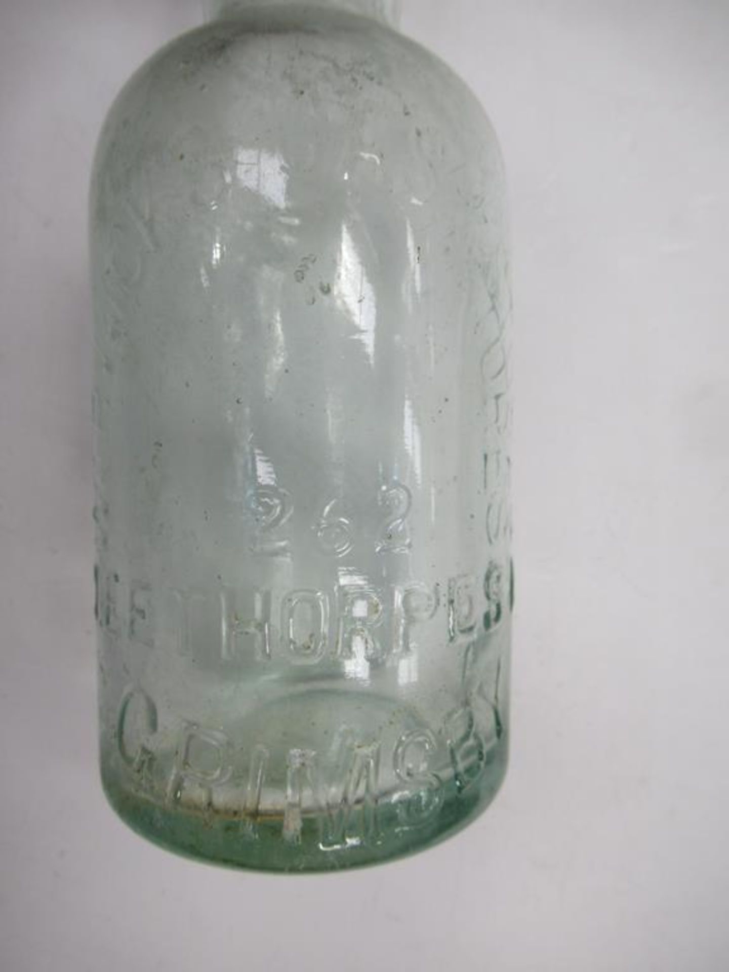 4x Grimsby Central Supply Co (2), Warwicks Cash Stores (1) and H.J. Curry bottles - Image 6 of 13