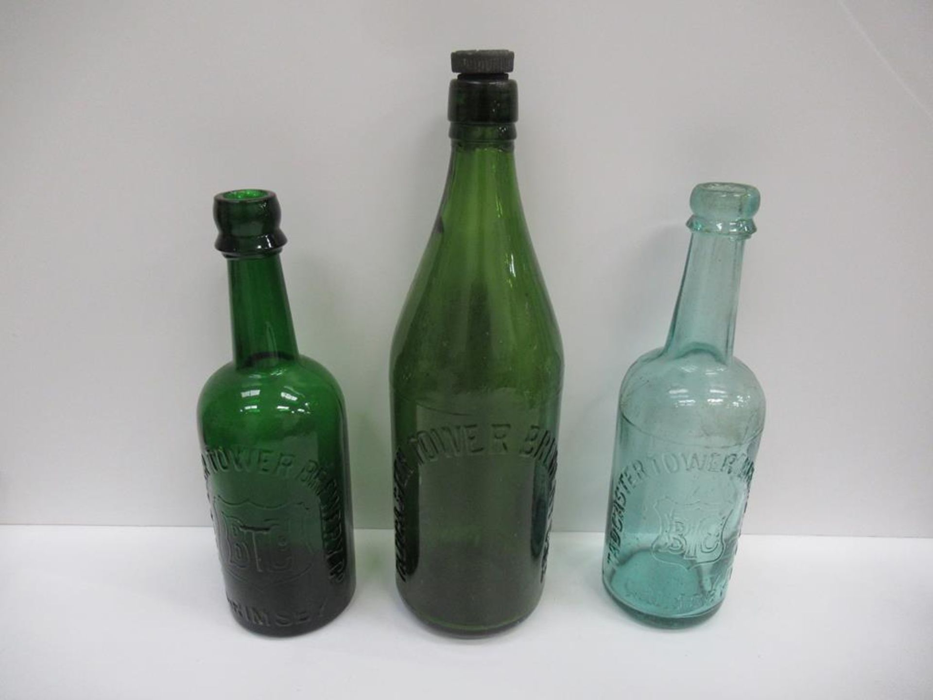 6x Grimsby Tadcaster Tower Brewery Co. Ltd bottles (2x coloured) - Image 2 of 22