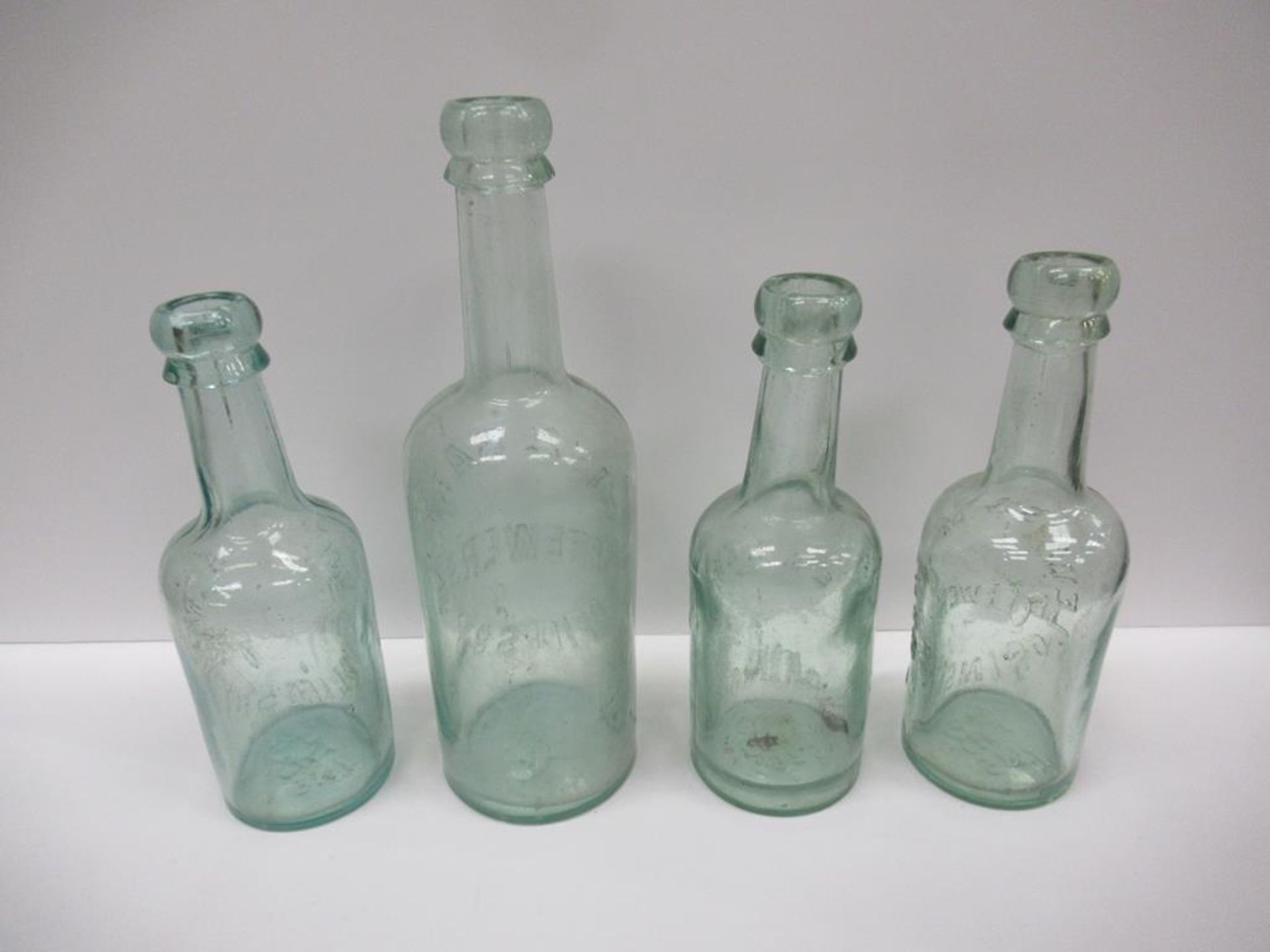 4x Grimsby E.A Lewis (1) and Lewis & Barker (3) bottles - Image 5 of 12