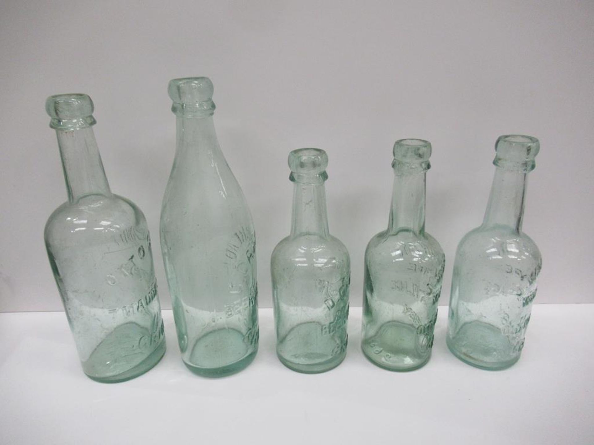 5x Grimsby bottles including Otto Strand (1), D. Cakebread Beer Merchant (2) and J. Warburton Wine P - Image 2 of 14