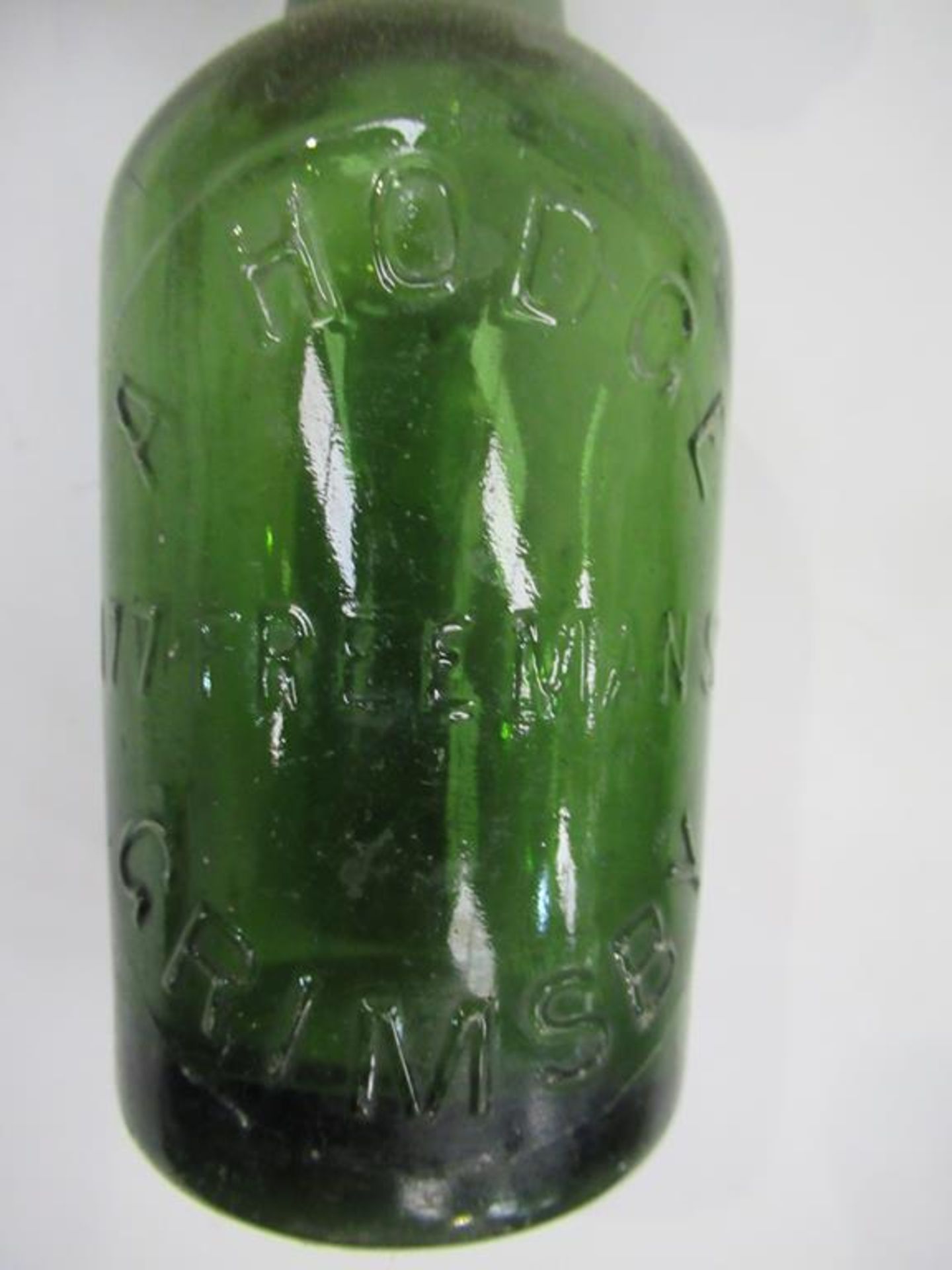 10x Grimsby A. Hodge Bottles- 2x coloured - Image 16 of 38