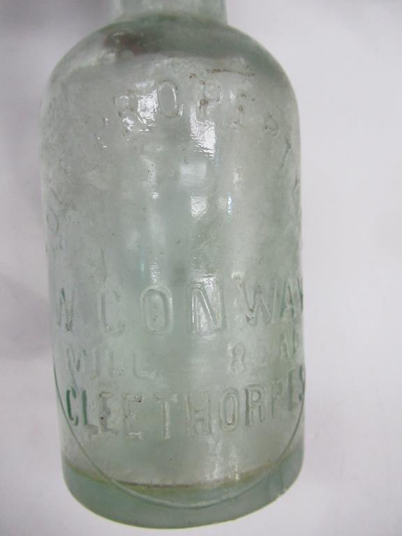8x Cleethopres W.Conway bottles (1x coloured) - Image 13 of 31