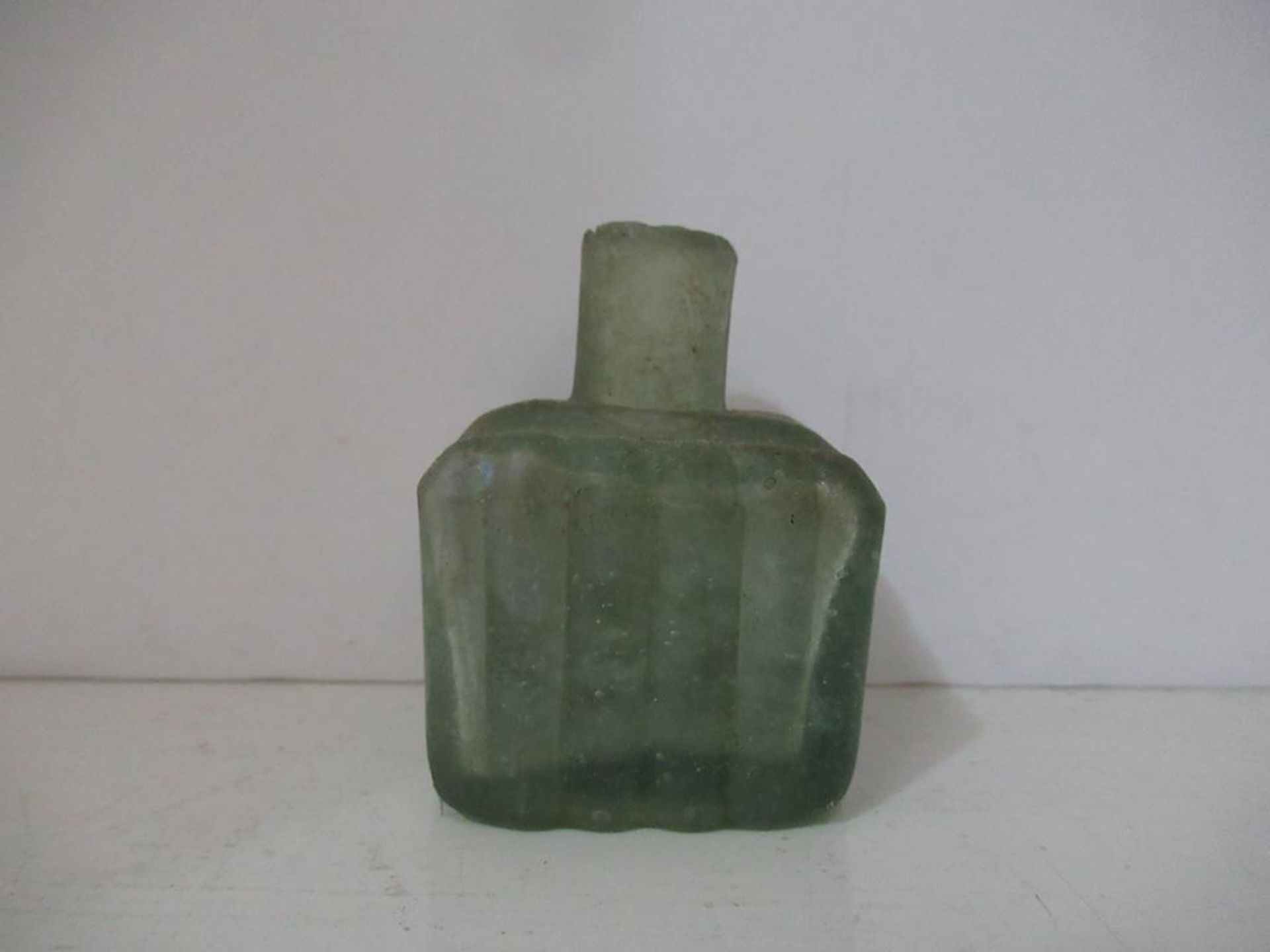 Qty of assorted Glass Inkwells - Image 4 of 39