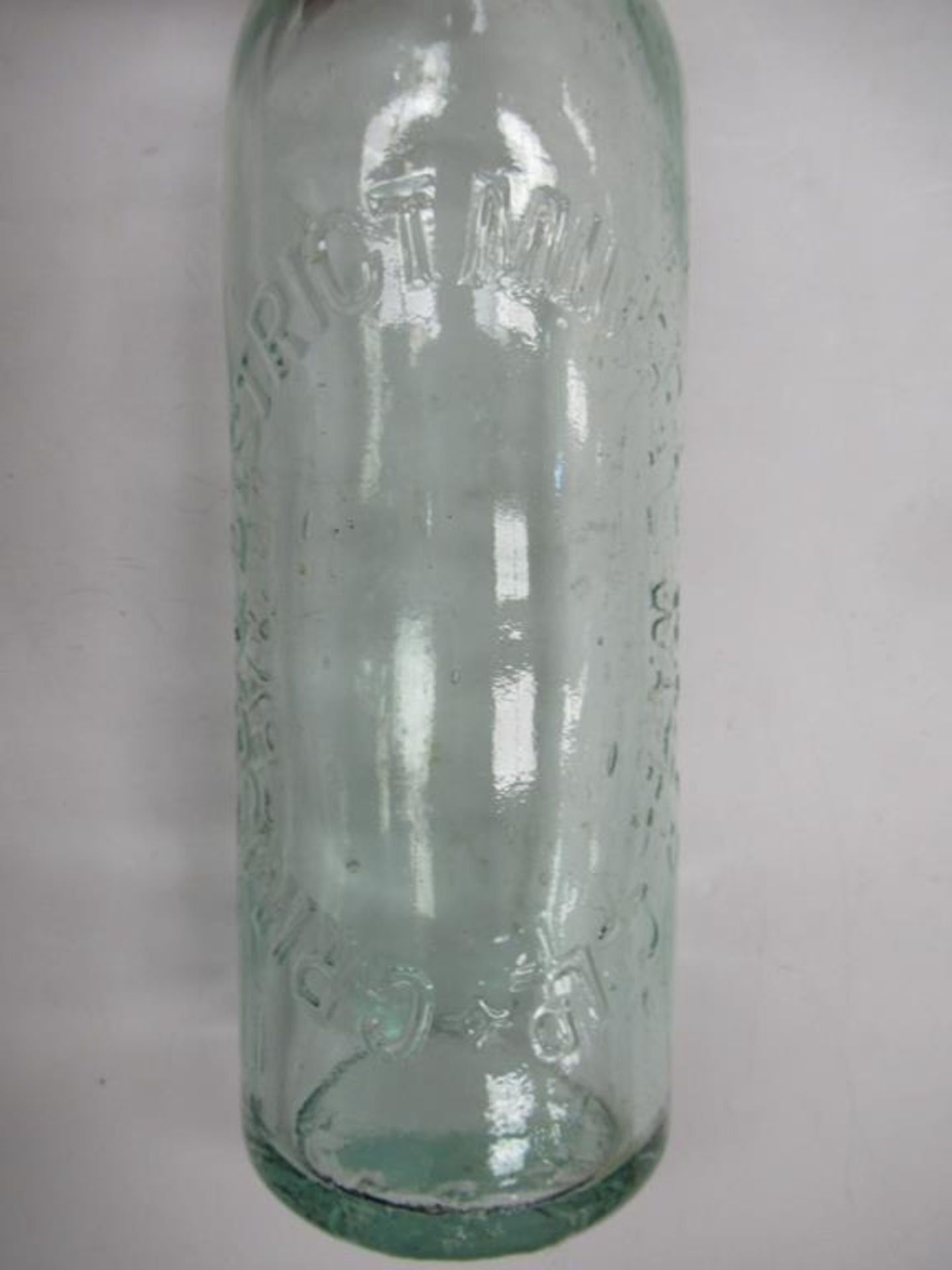 2x Grimsby & District Mineral Water Co. Ltd bottles- one coloured - Image 9 of 10