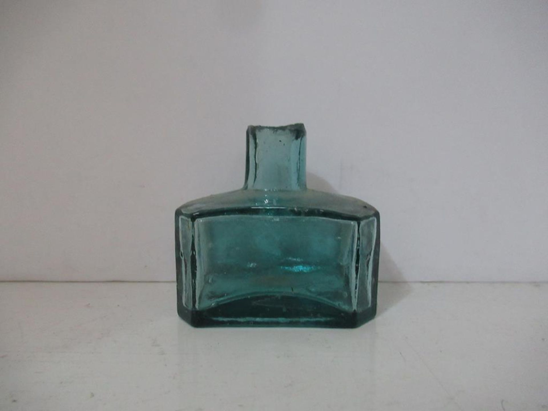 Qty of assorted Glass Inkwells - Image 3 of 39