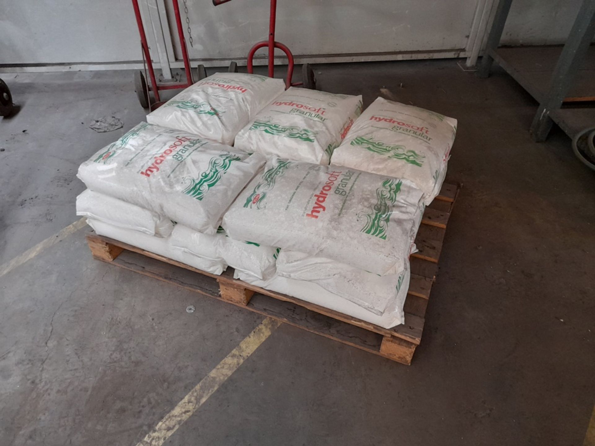 Pallet of hydrosoft granular water softener sale (approx 15 bags) - Image 2 of 2