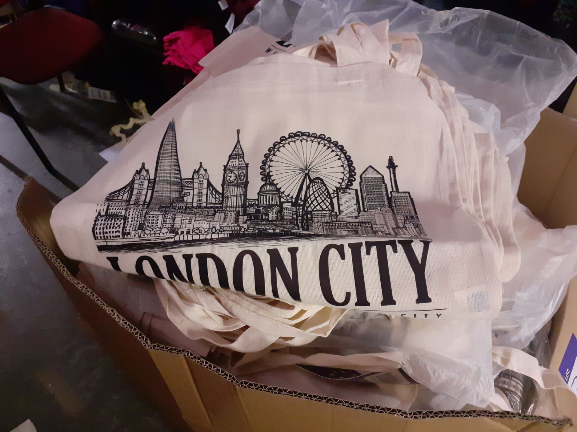 Box of London City Tote Bags - Image 2 of 2