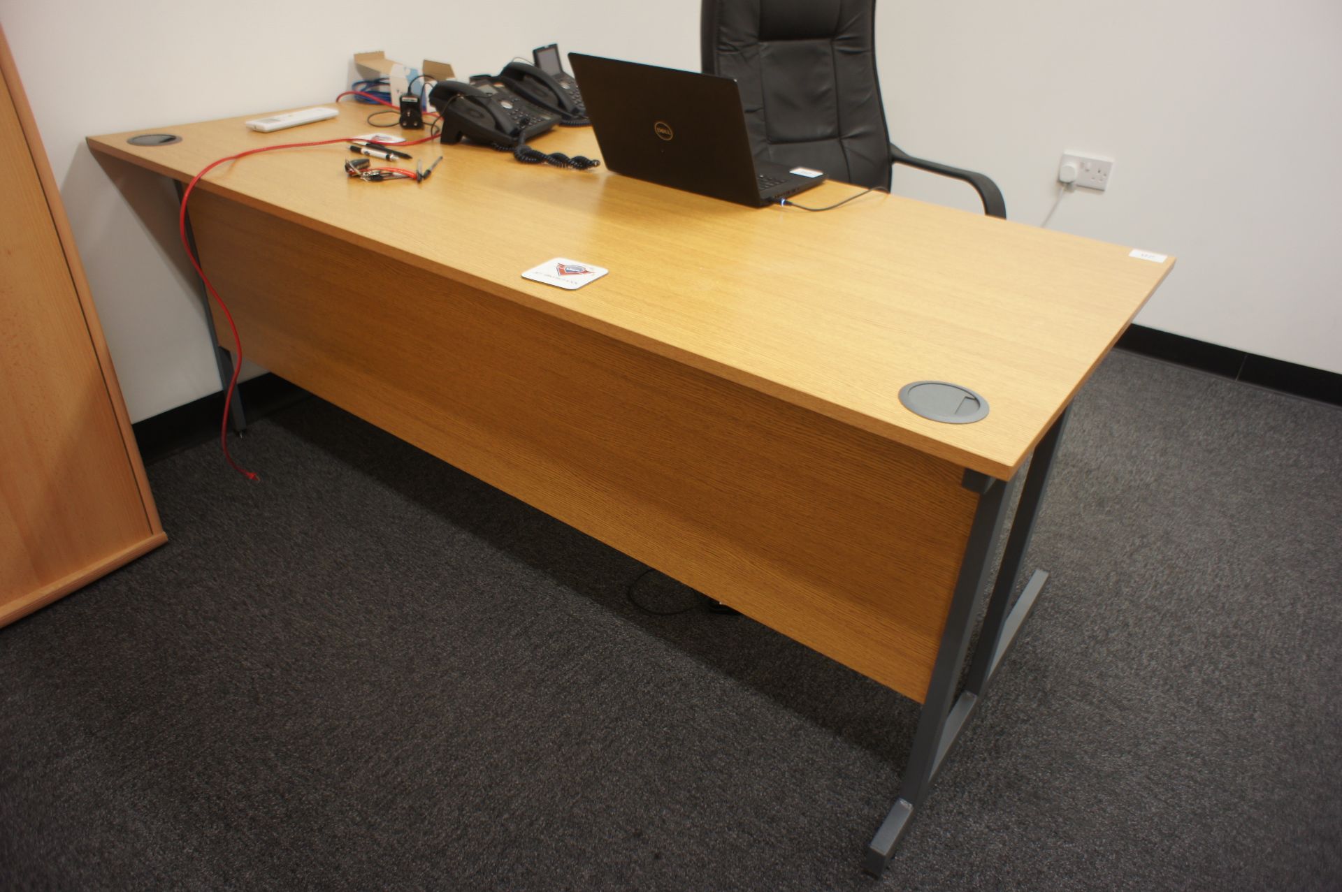 Oak Effect Right Hand Radius Desk with Leather Eff - Image 2 of 4