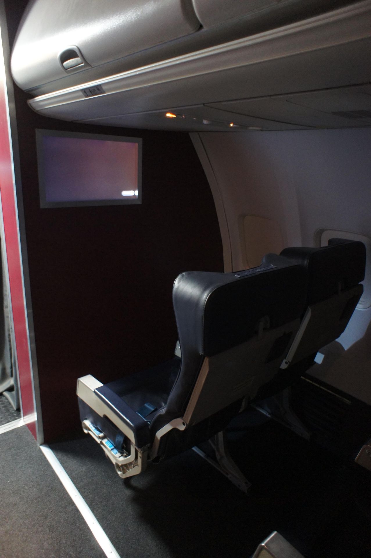 Flight Cabin Section Comprising of: - 8 Passenger - Image 10 of 17