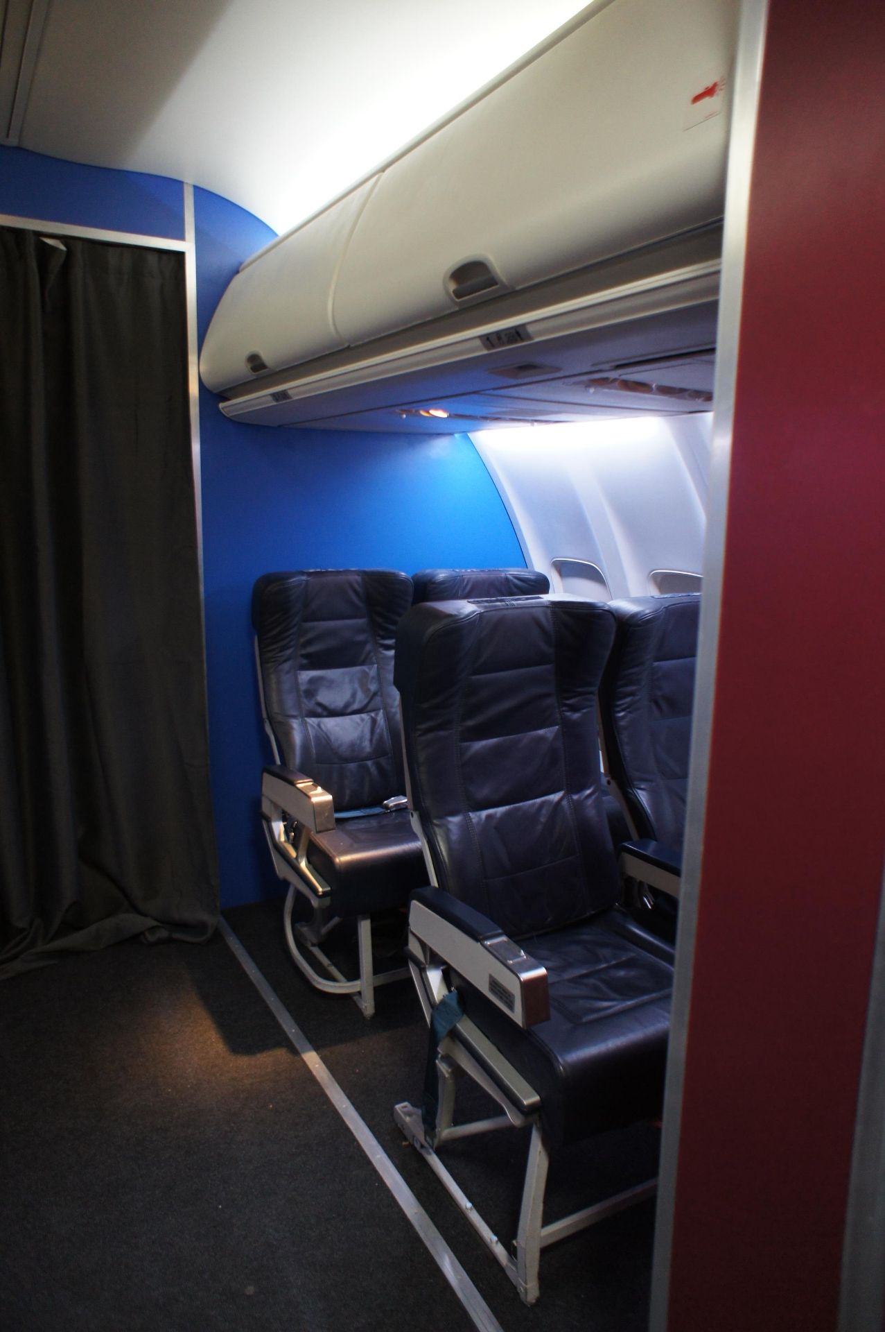 Flight Cabin Section Comprising of: - 8 Passenger - Image 15 of 17