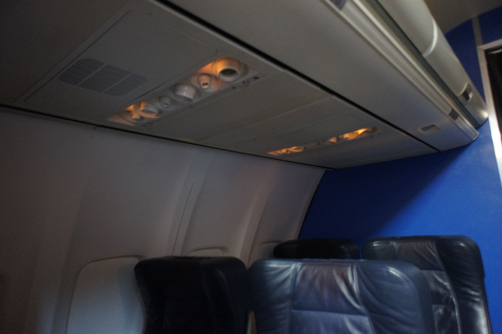 Flight Cabin Section Comprising of: - 8 Passenger - Image 4 of 17