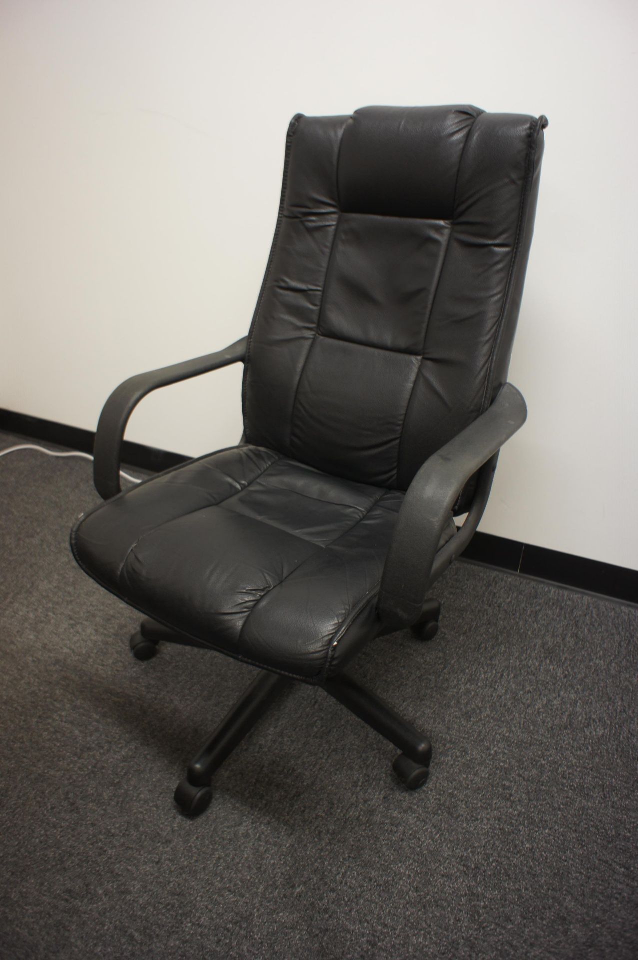 Oak Effect Right Hand Radius Desk with Leather Eff - Image 4 of 4