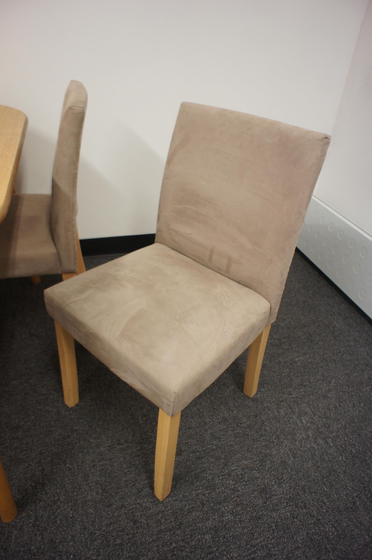 Oak Effect Dinning Table with 4 Upholstered Chairs - Image 3 of 3