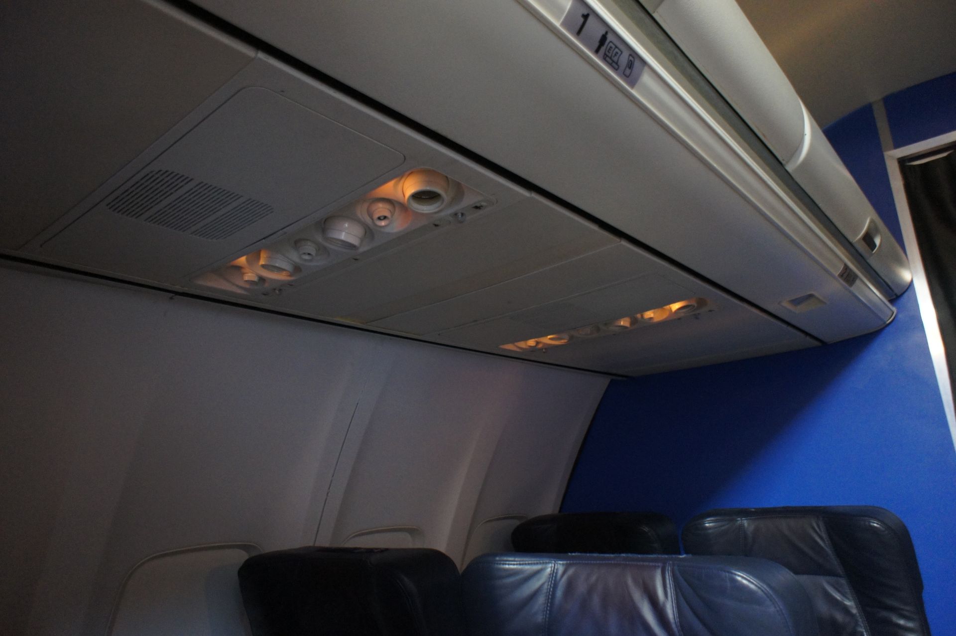 Flight Cabin Section Comprising of: - 8 Passenger - Image 5 of 17