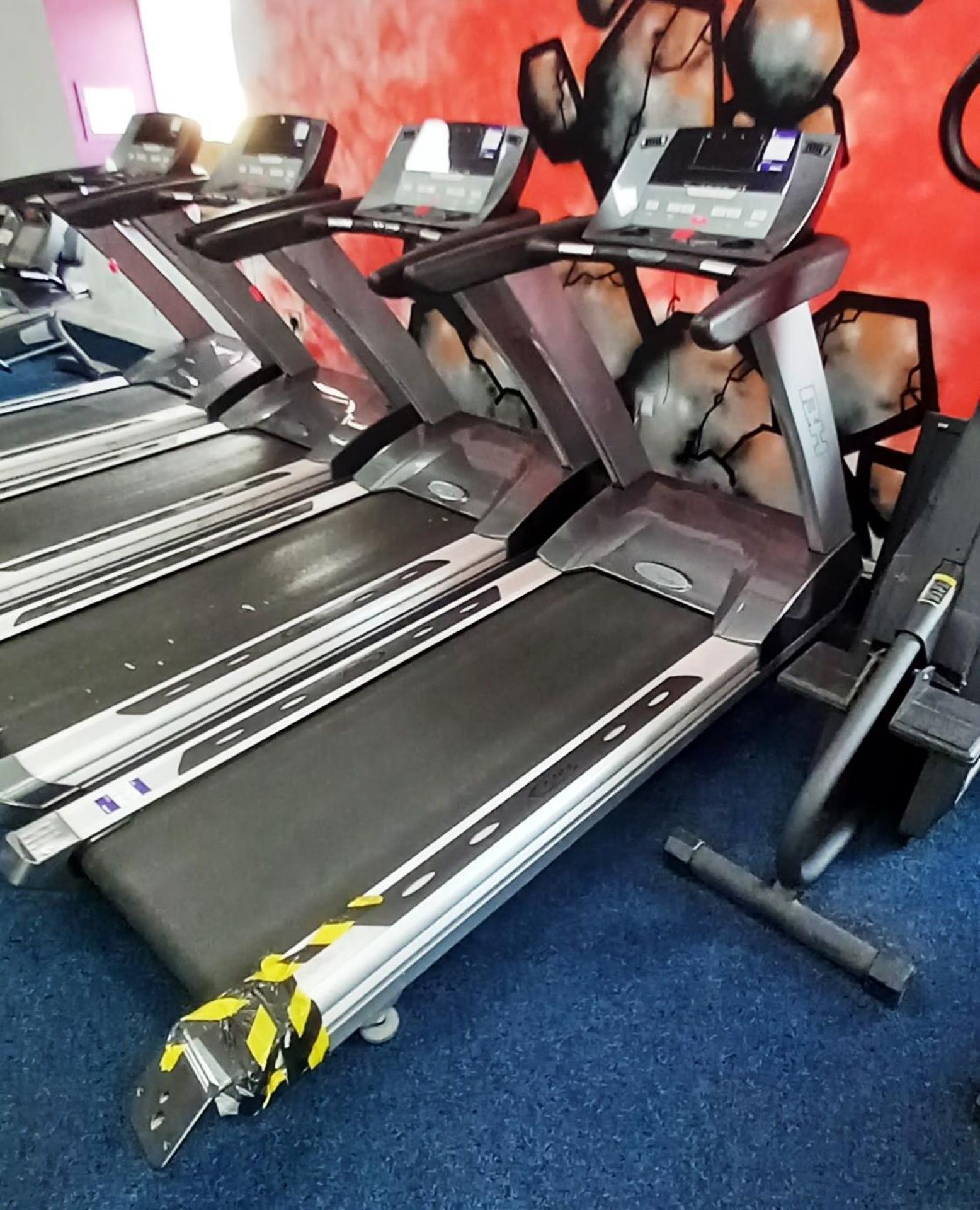 BH Hi Power Treadmill