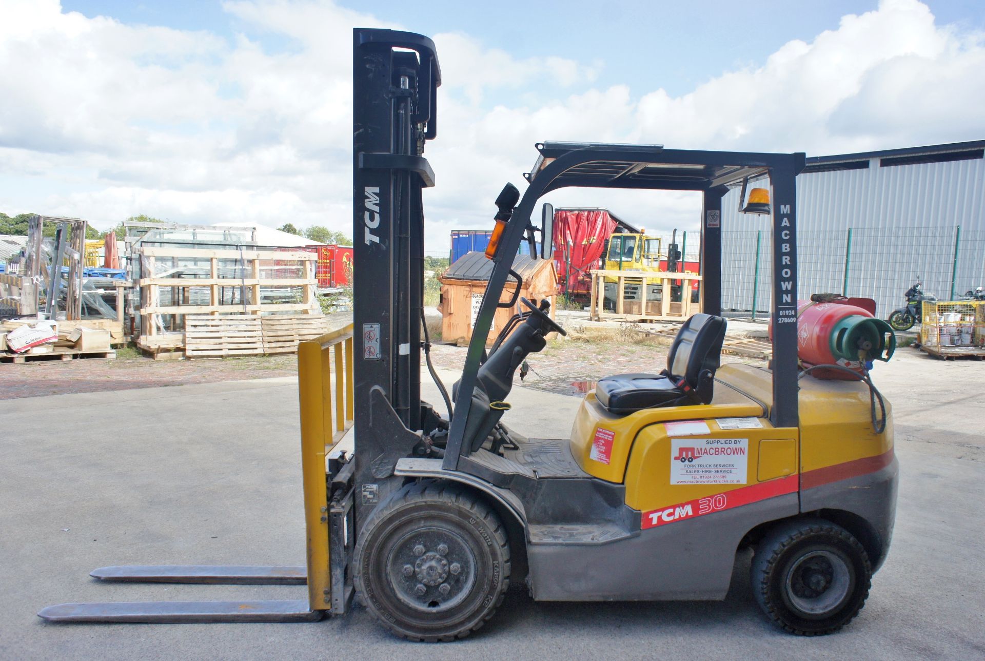 TCM FG30 LPG Forklift Truck, 3000kg capacity, side - Image 7 of 11