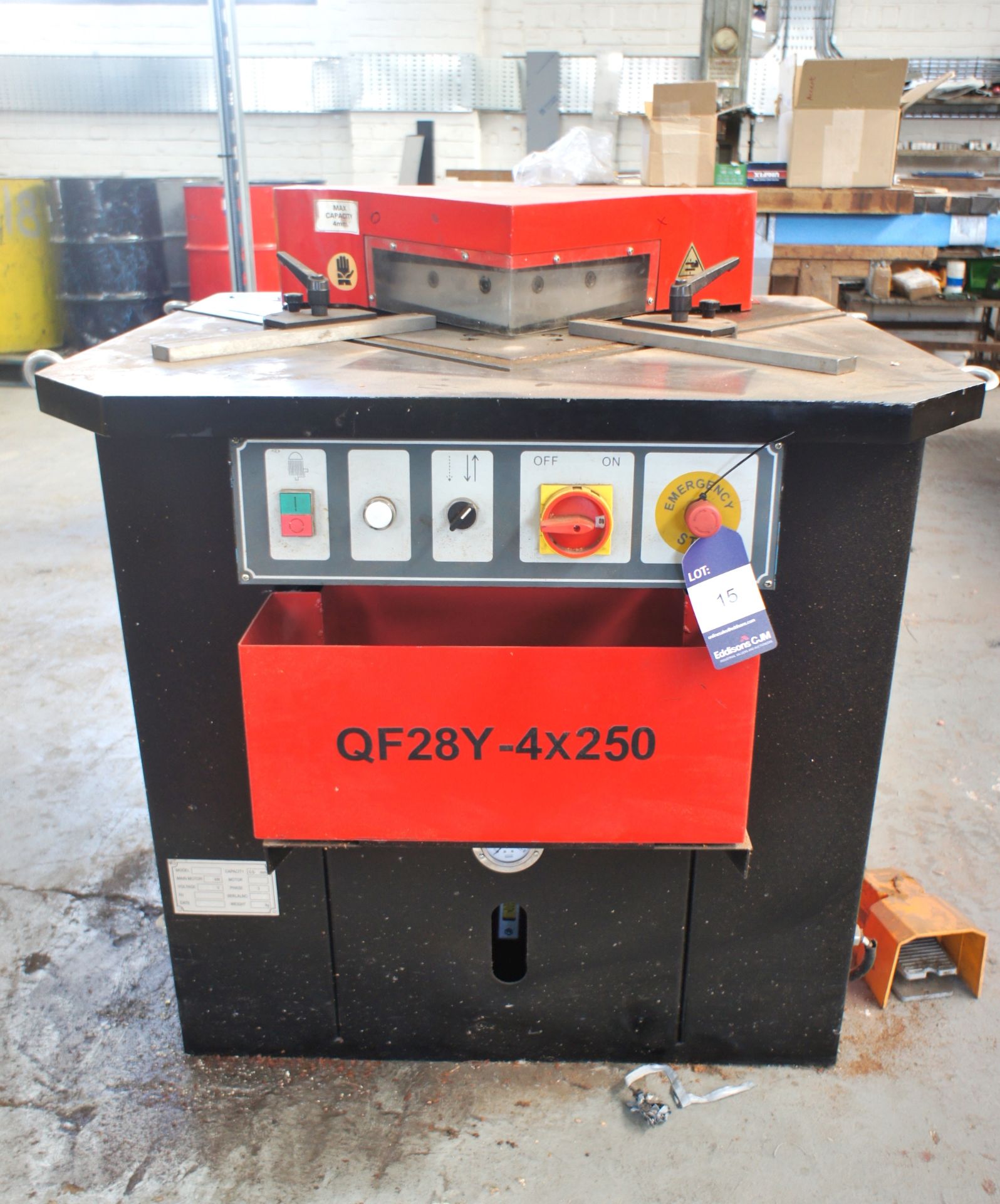 QF28-4x250 Corner Notcher, s/n YM17082, year 2017,