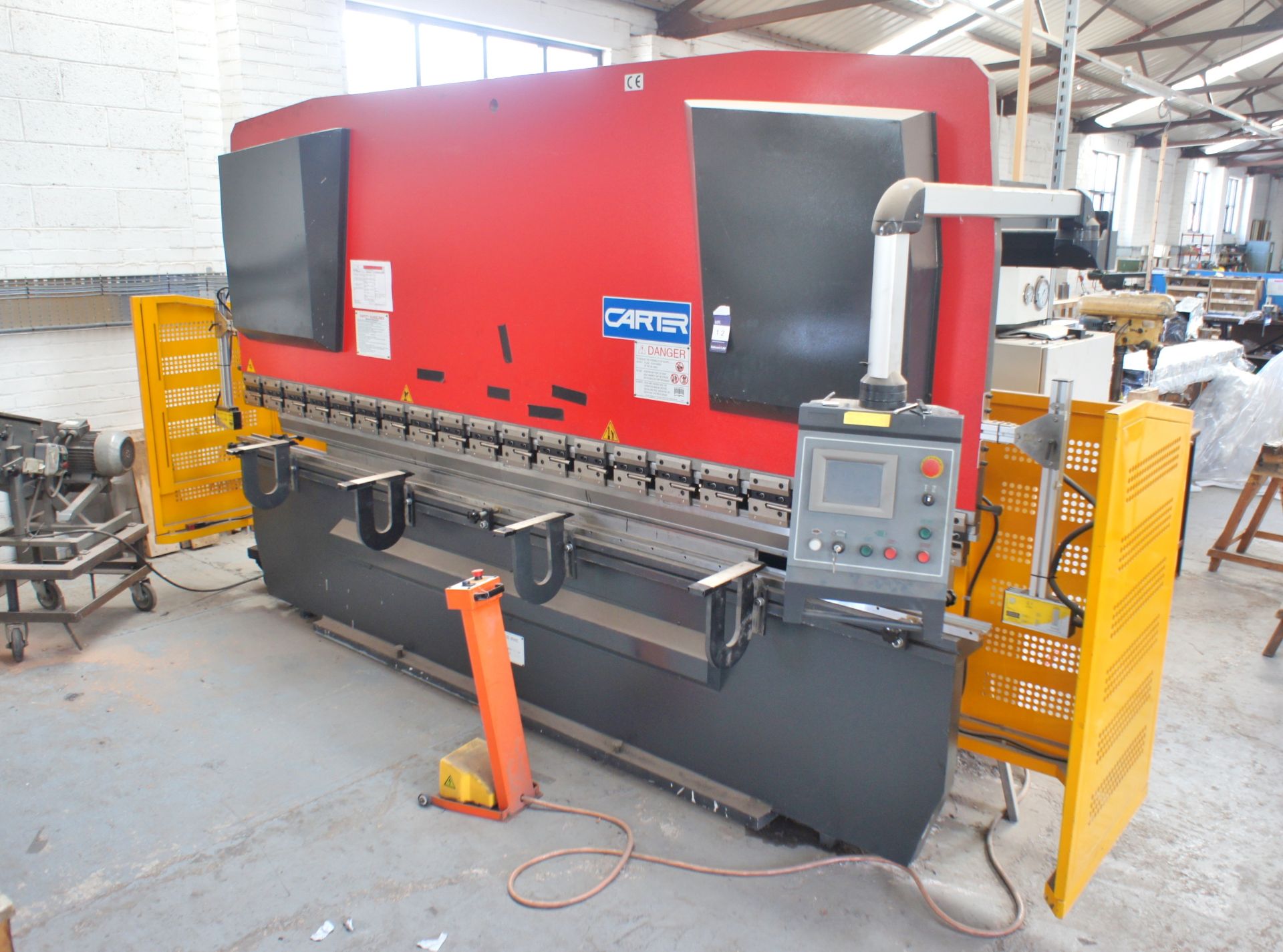 Carter WC67K-125x4000 CNC Pressbrake, 5-Axis, 4m w - Image 12 of 14