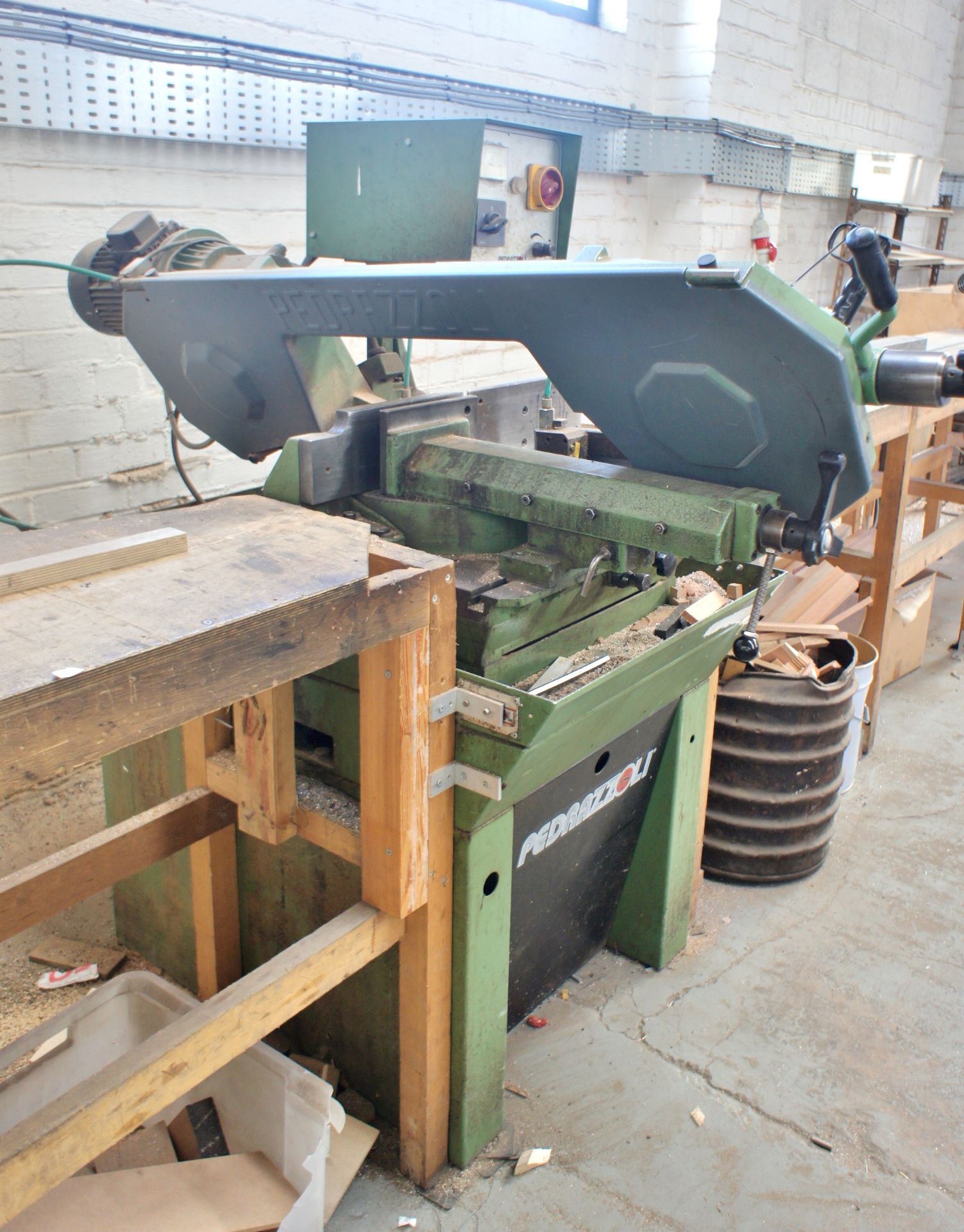 Pedrazzoli Brown 270 Horizontal Bandsaw with timbe - Image 4 of 5