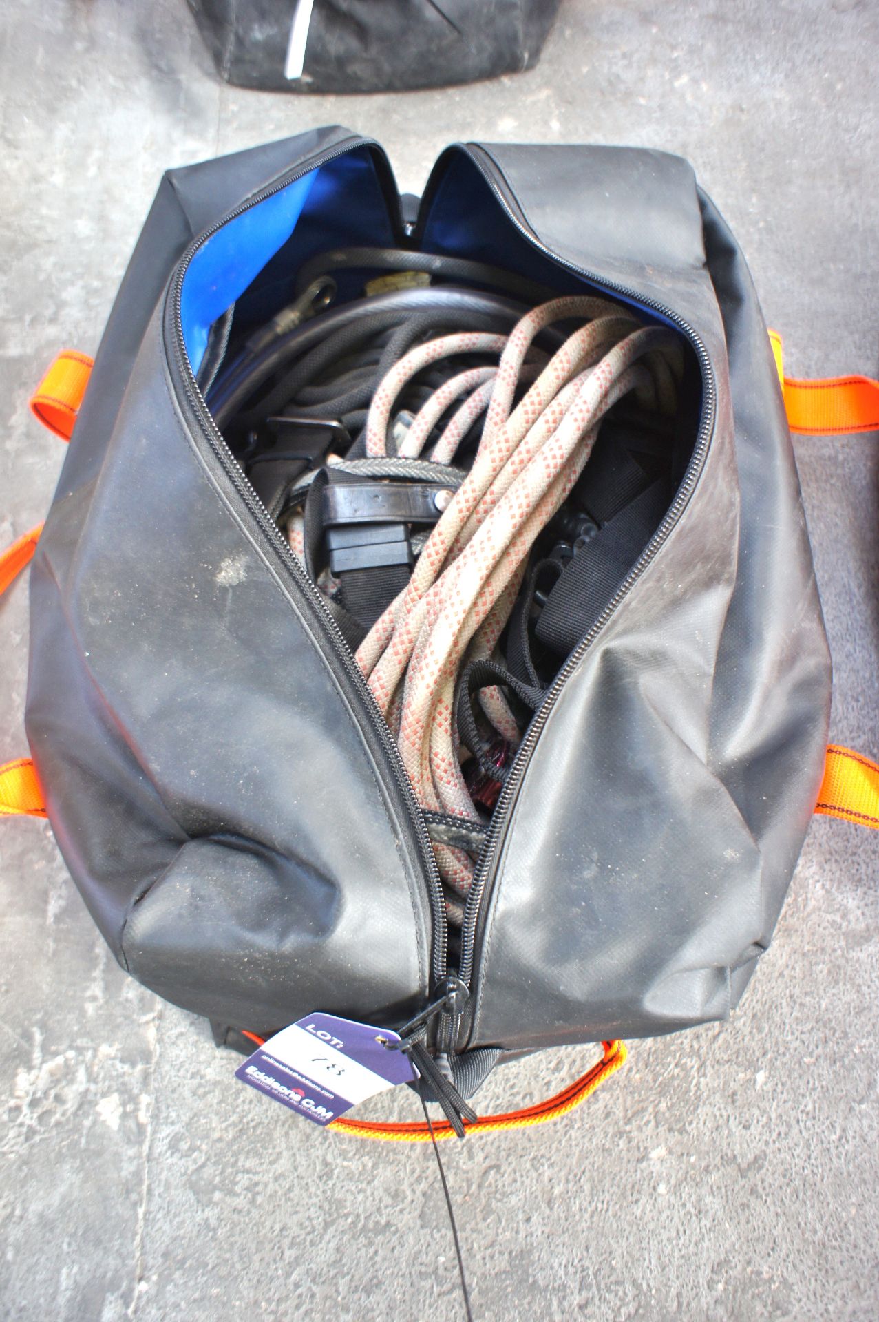 Various Fall Arrest Equipment, to Bag