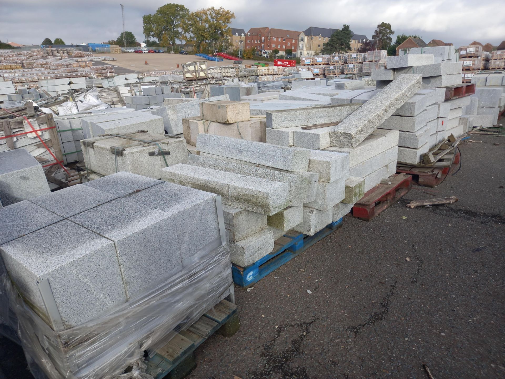 Approx 600 tonnes of granite and other natural stone products for hard landscaping, regeneration, an - Image 66 of 81