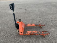 BT/Toyota 2500Kg Pallet Truck