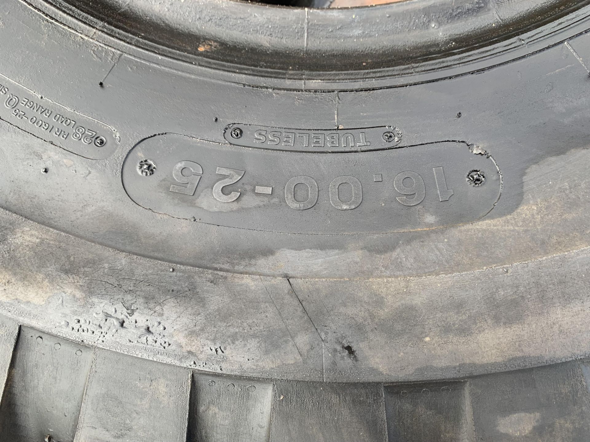 Aurora 16.00-25 Tyre - Image 3 of 5