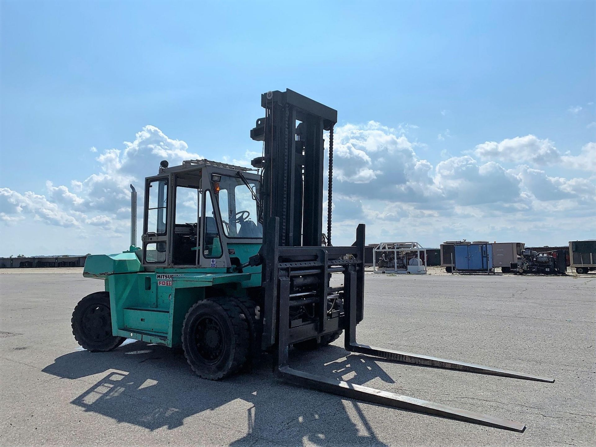 Mitsubishi 11.5ton Diesel Forklift - Image 2 of 7