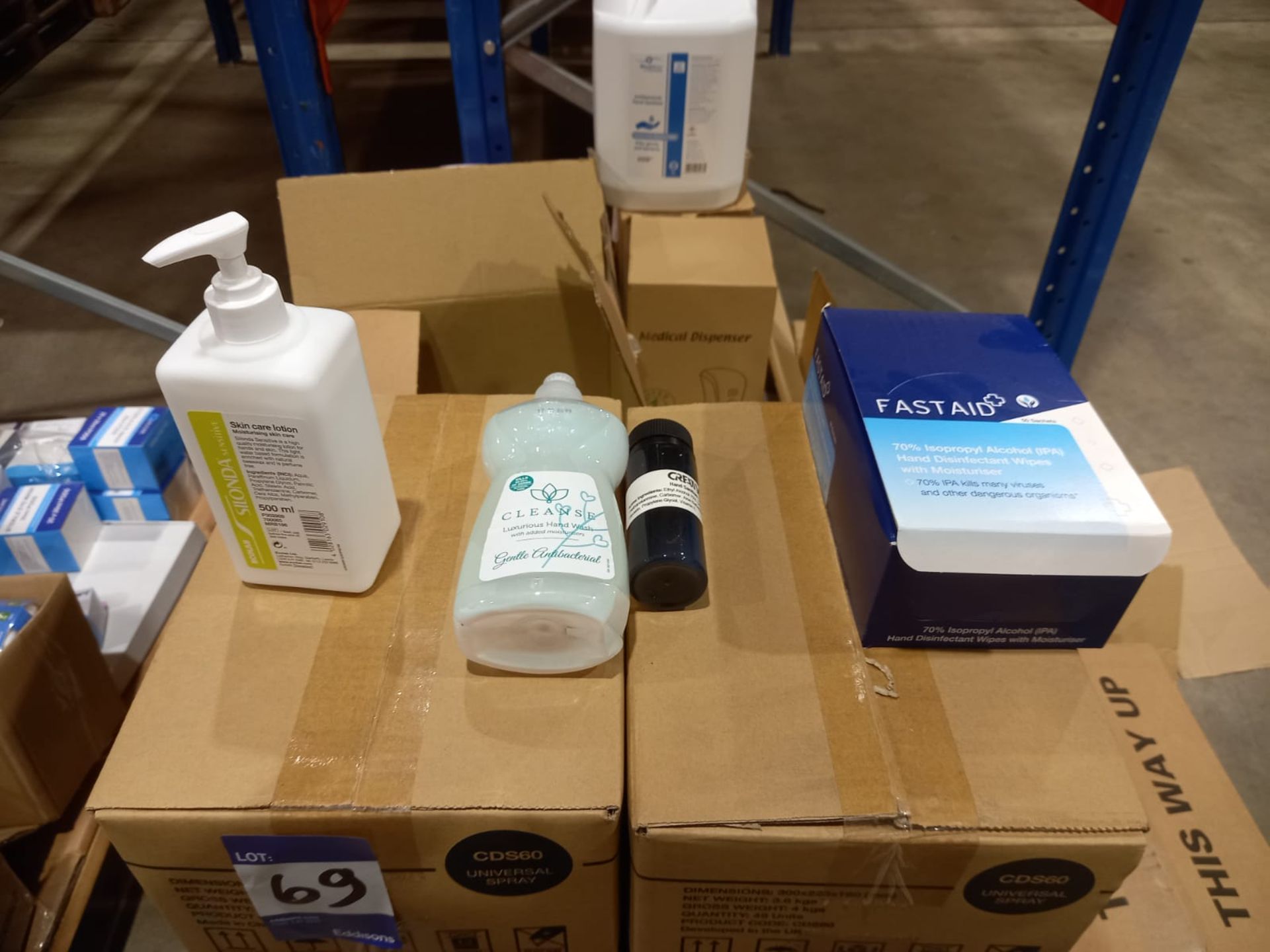 Contents of pallet to include hand sanitisers, gels, hand wash disinfect and medical dispensers etc - Image 3 of 3